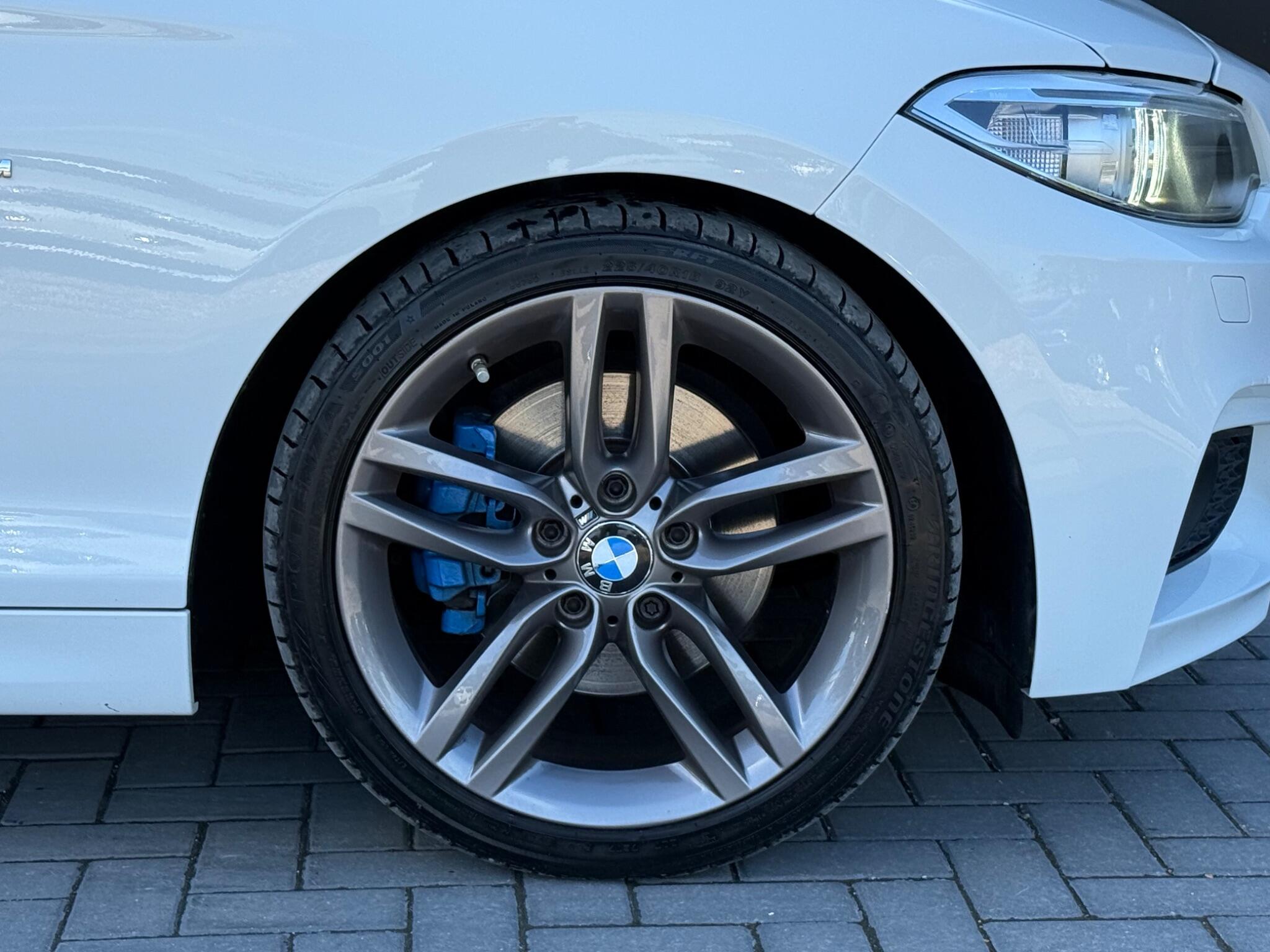 BMW 2 Series view 10