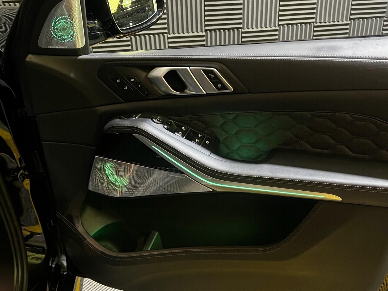 BMW X5 X5 view 9