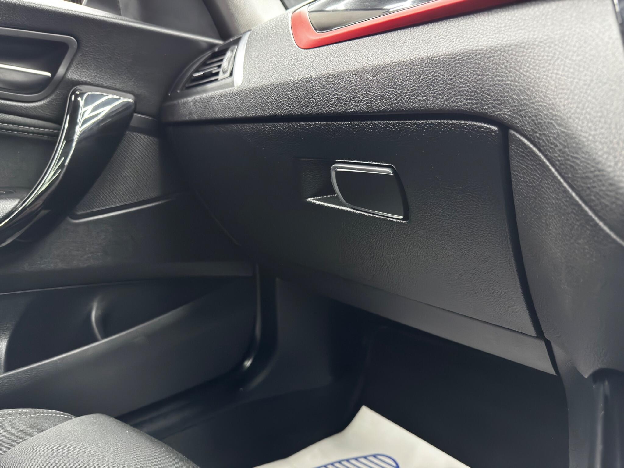 BMW 2 Series view 38