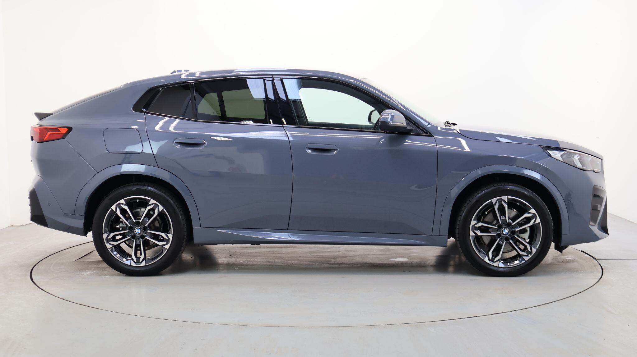 BMW X2 view 3