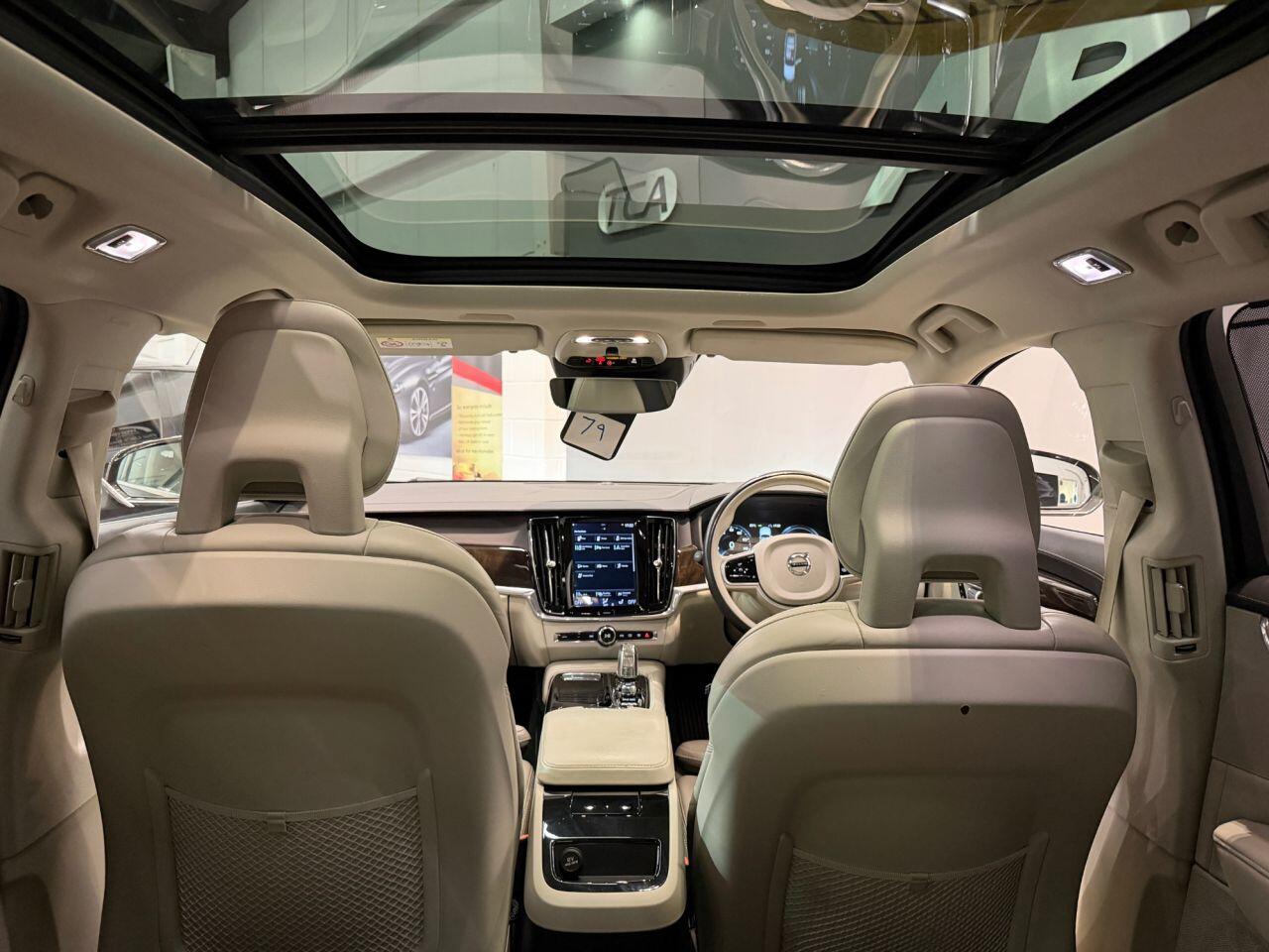 Volvo V90 view 33