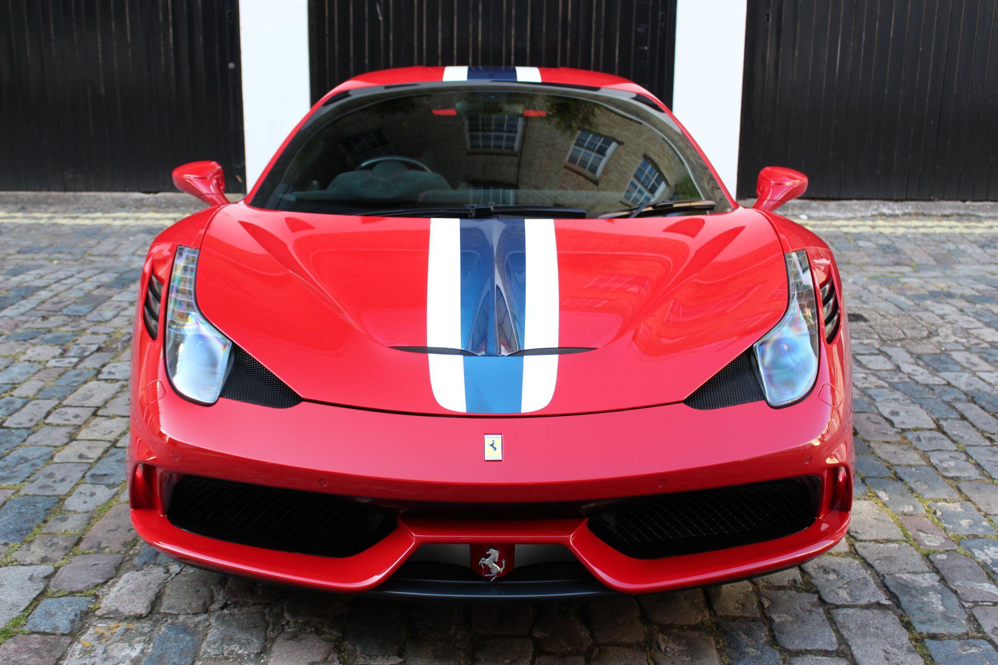 Ferrari 458 view 8