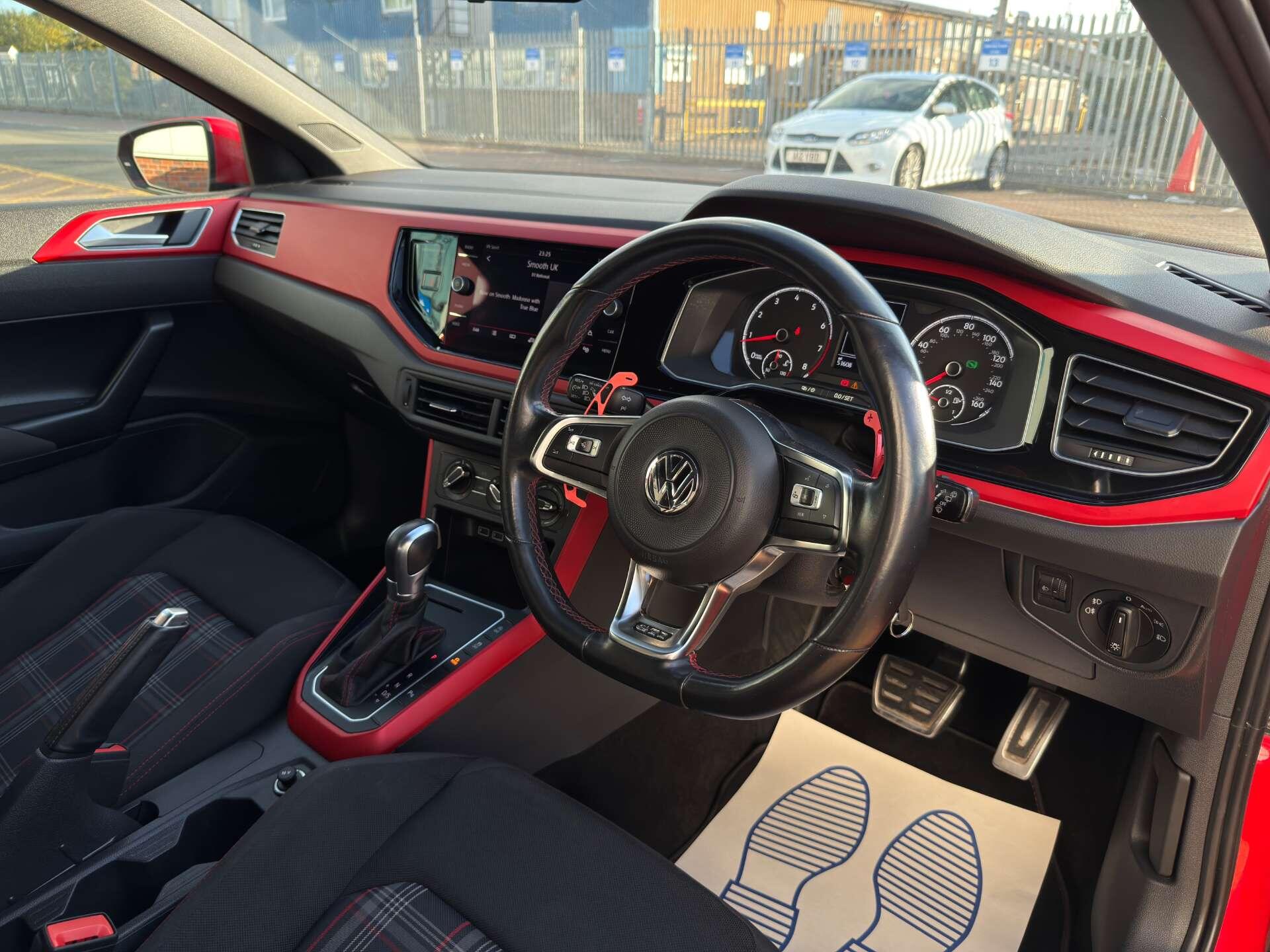 Volkswagen Polo view 14