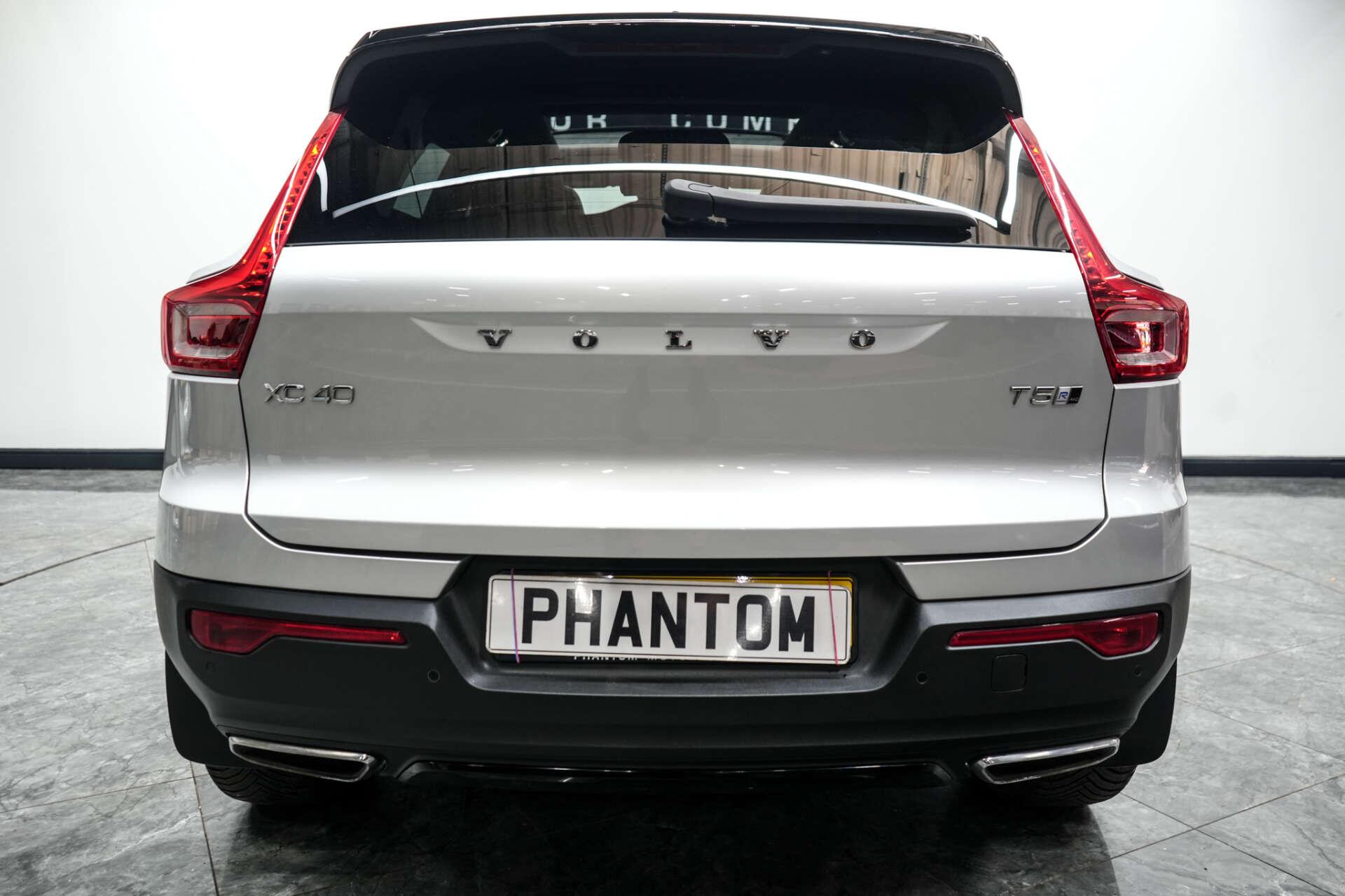 Volvo XC40 view 10