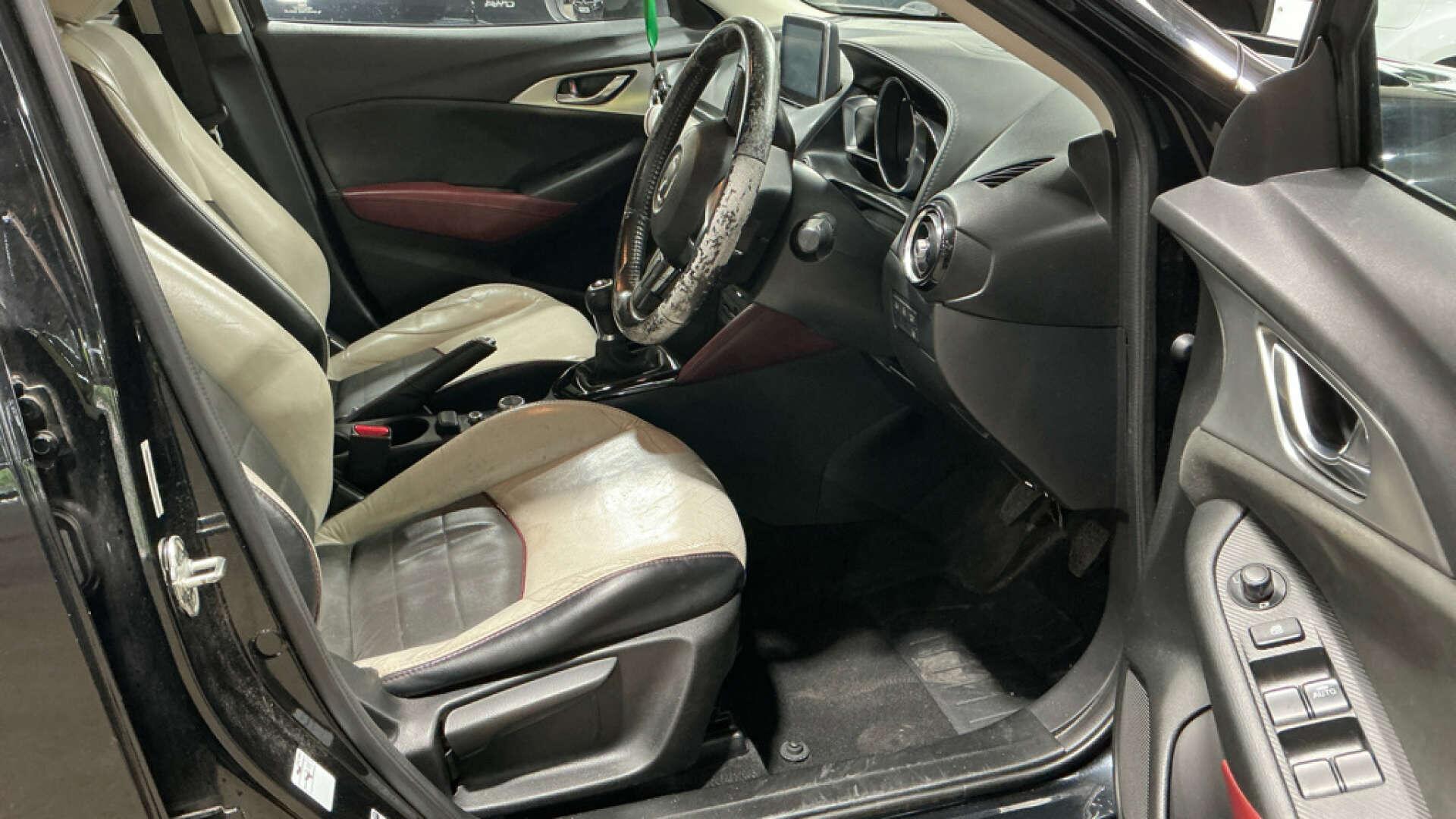 Mazda CX-3 view 12