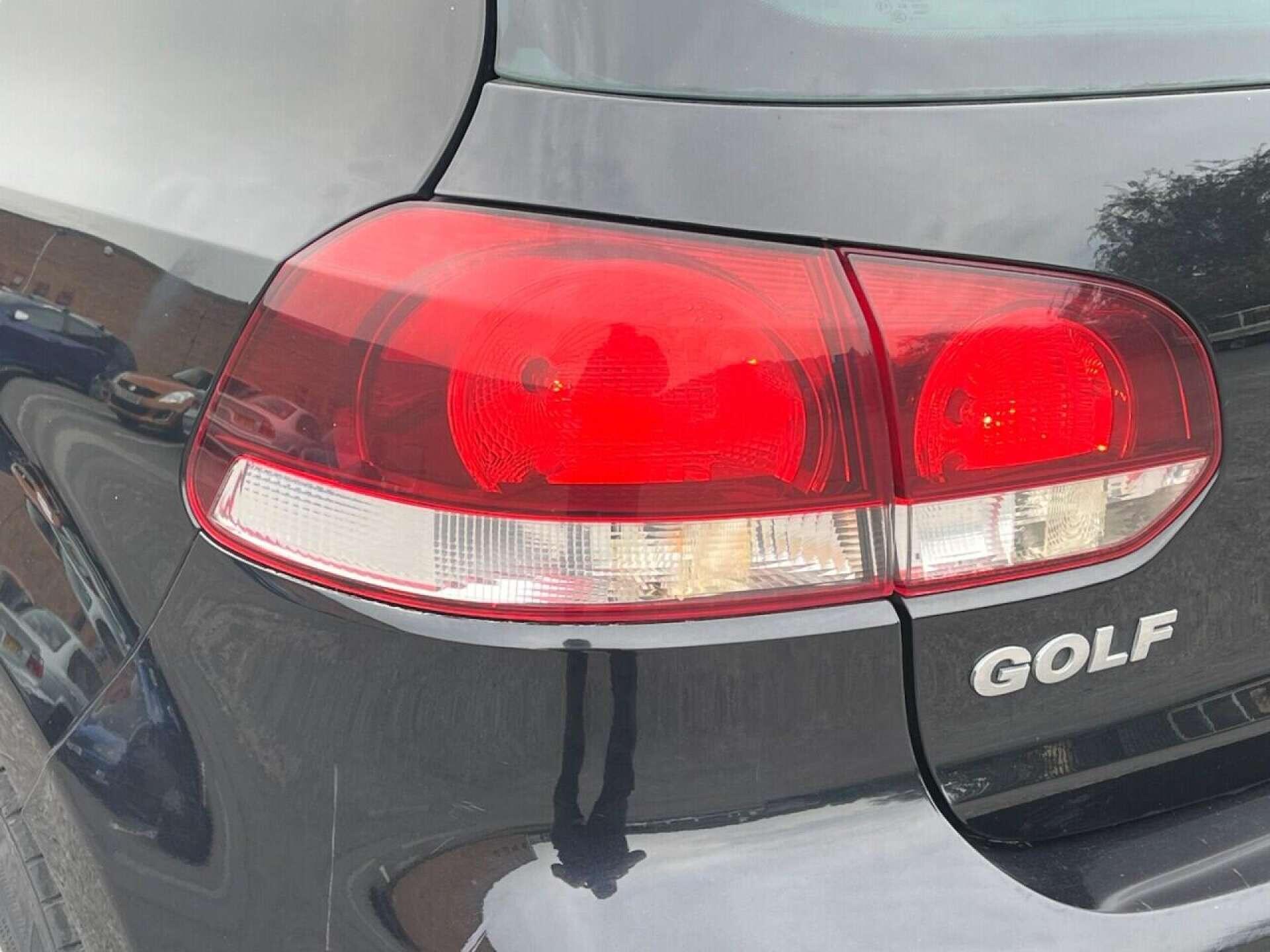 Volkswagen Golf view 28