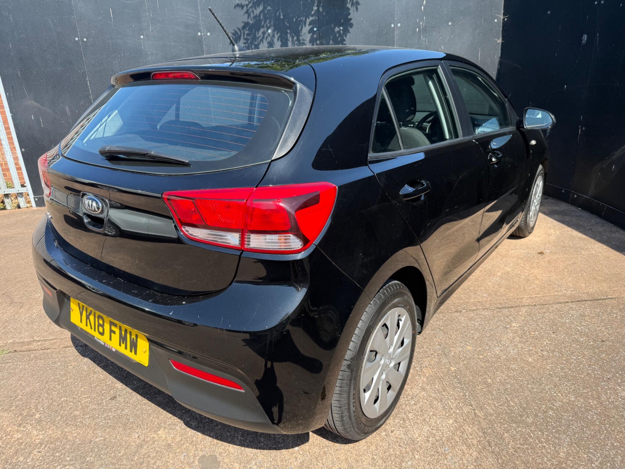 Kia Rio view 14