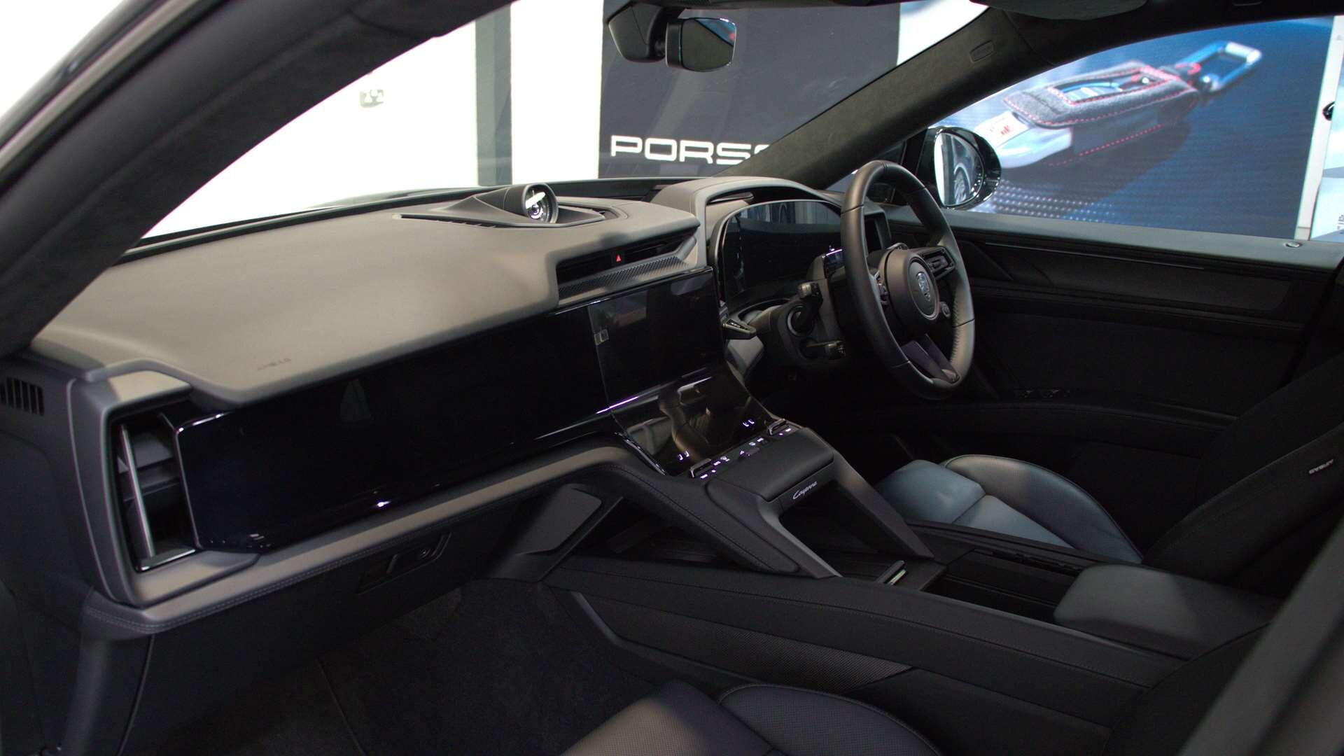 Porsche Cayenne view 17