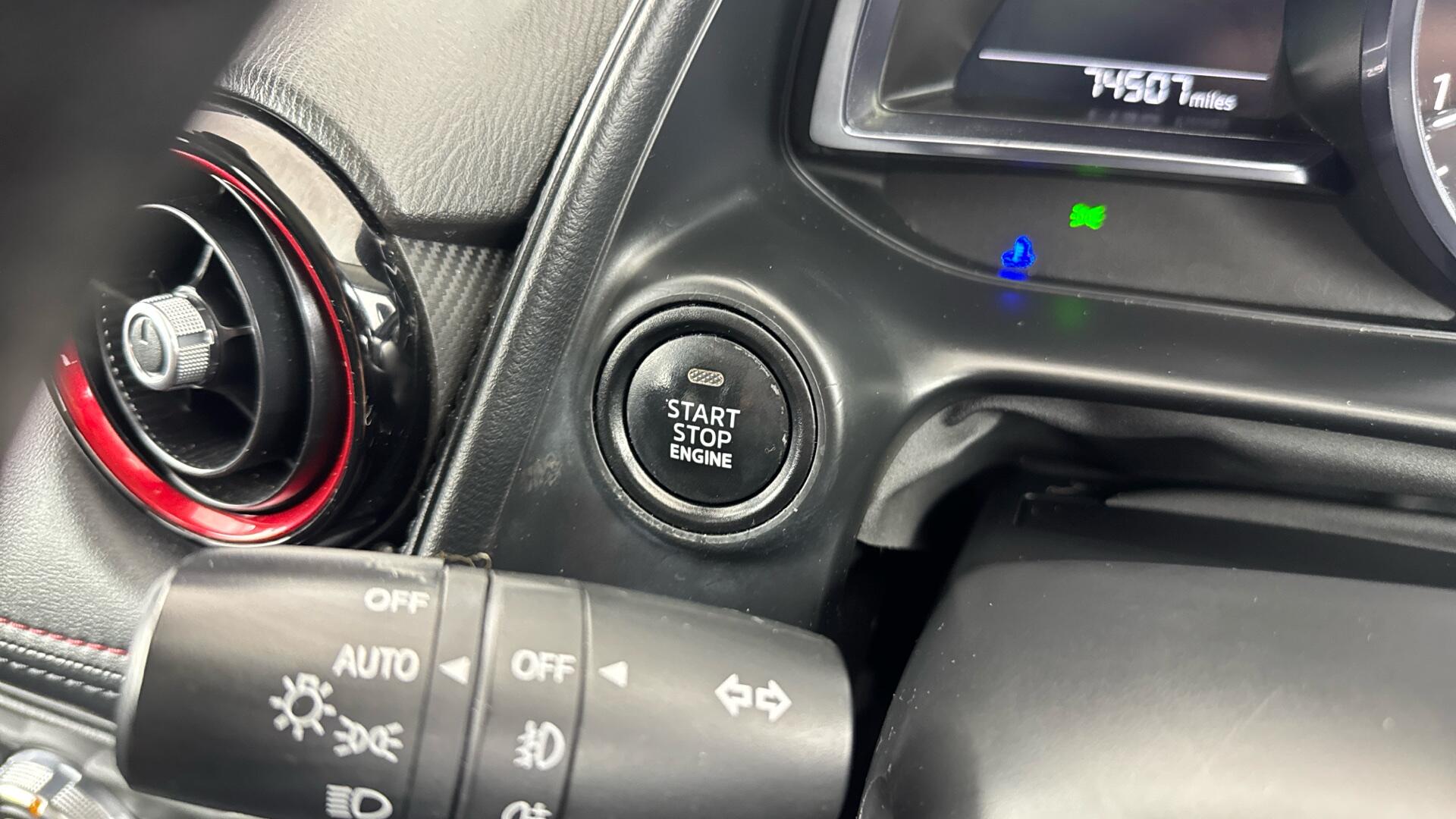 Mazda CX-3 view 40