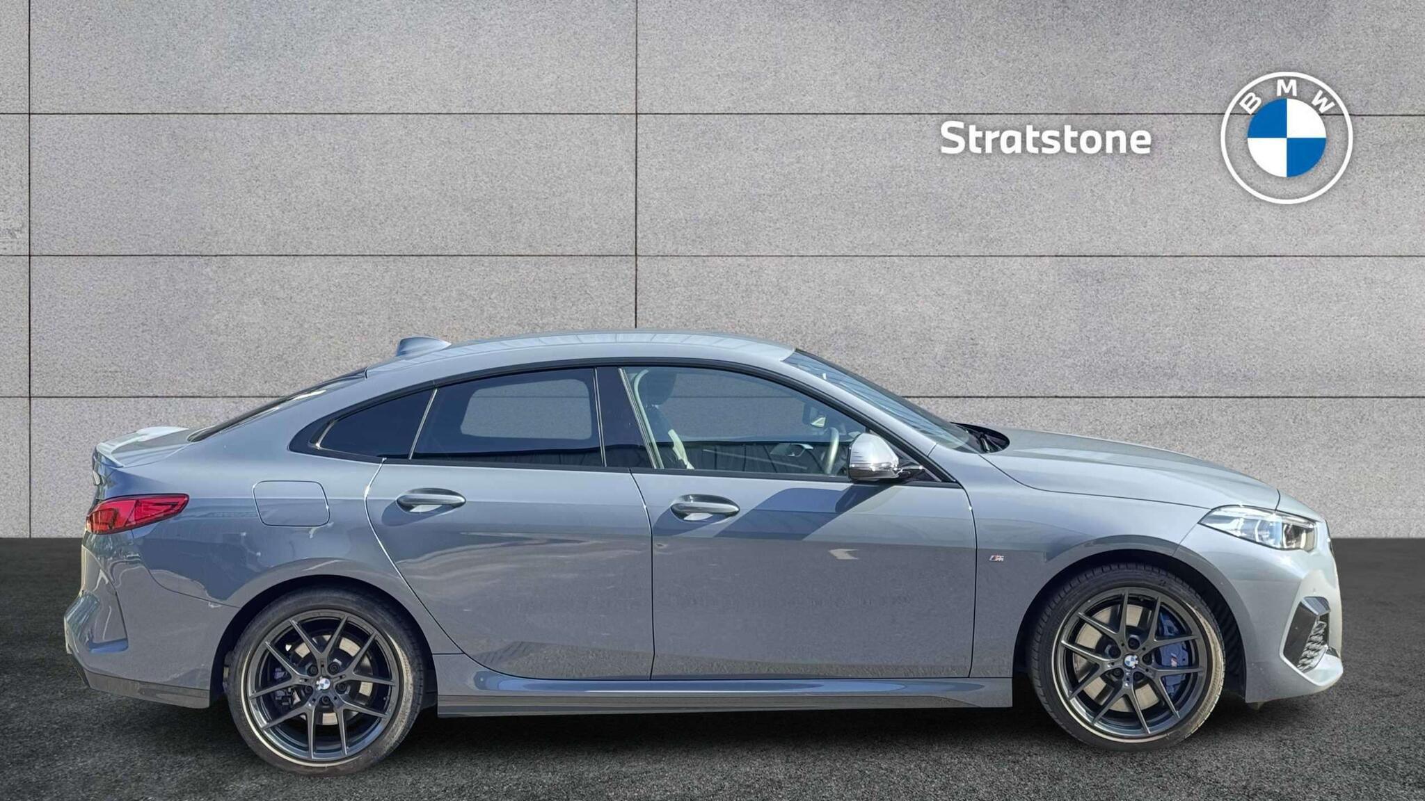 BMW 2 Series view 3