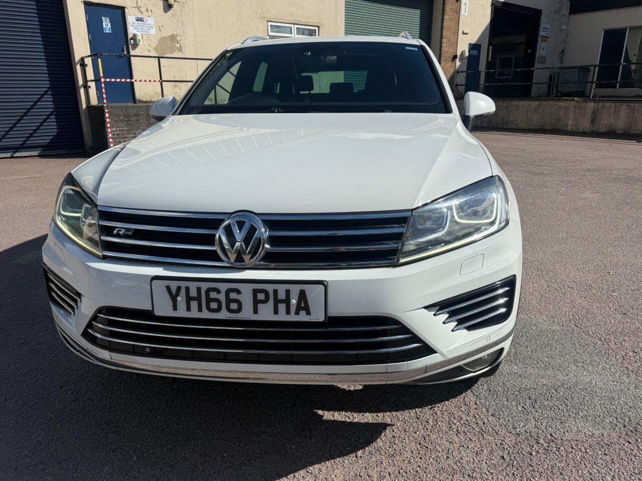 Volkswagen Touareg view 33