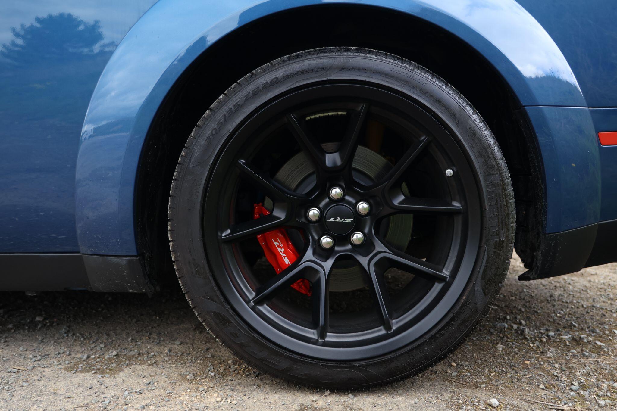 Dodge Challenger view 5