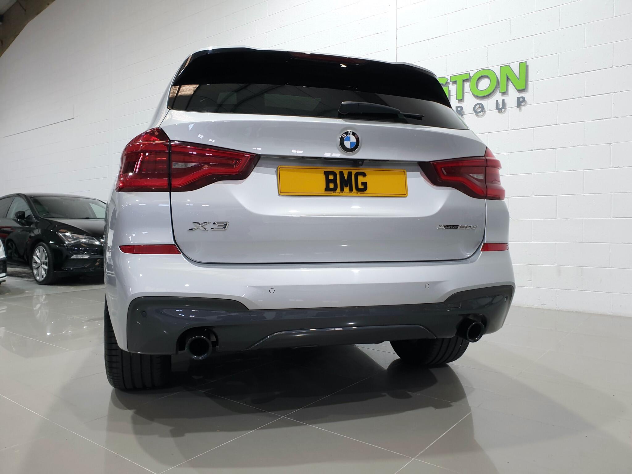 BMW X3 view 27