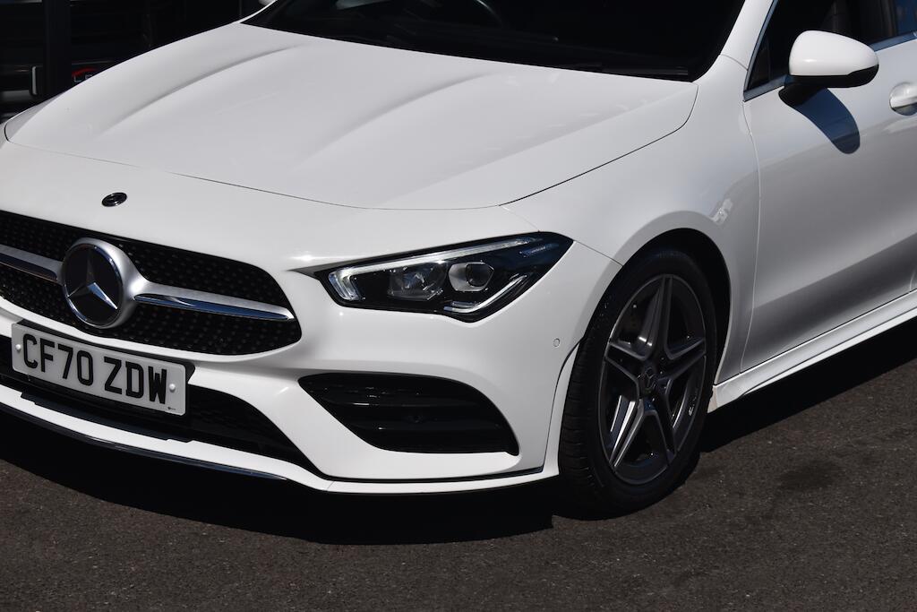 Mercedes-Benz Cla view 22