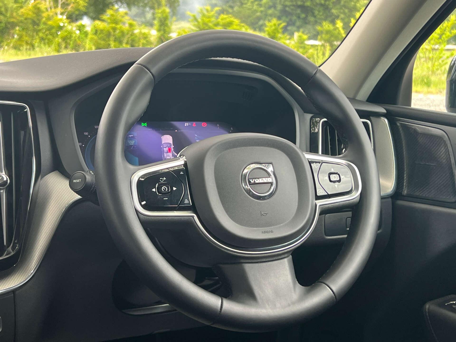 Volvo XC60 view 37