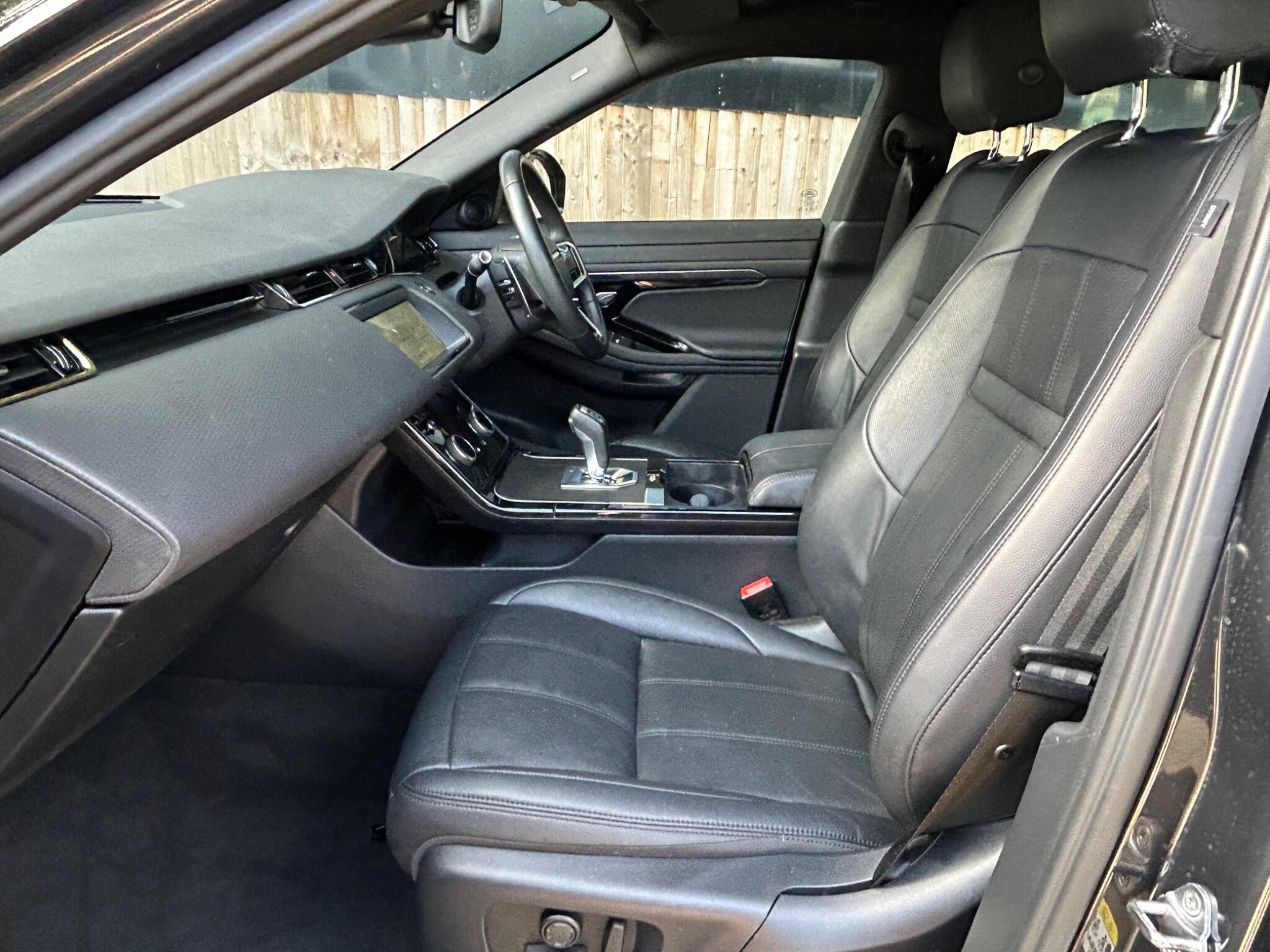 Land Rover Range Rover Evoque view 29