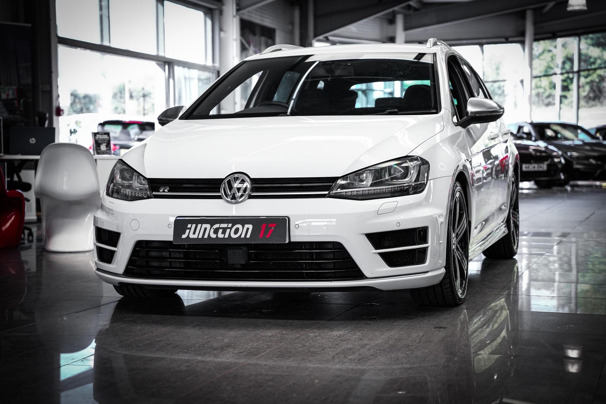 Volkswagen Golf view 12