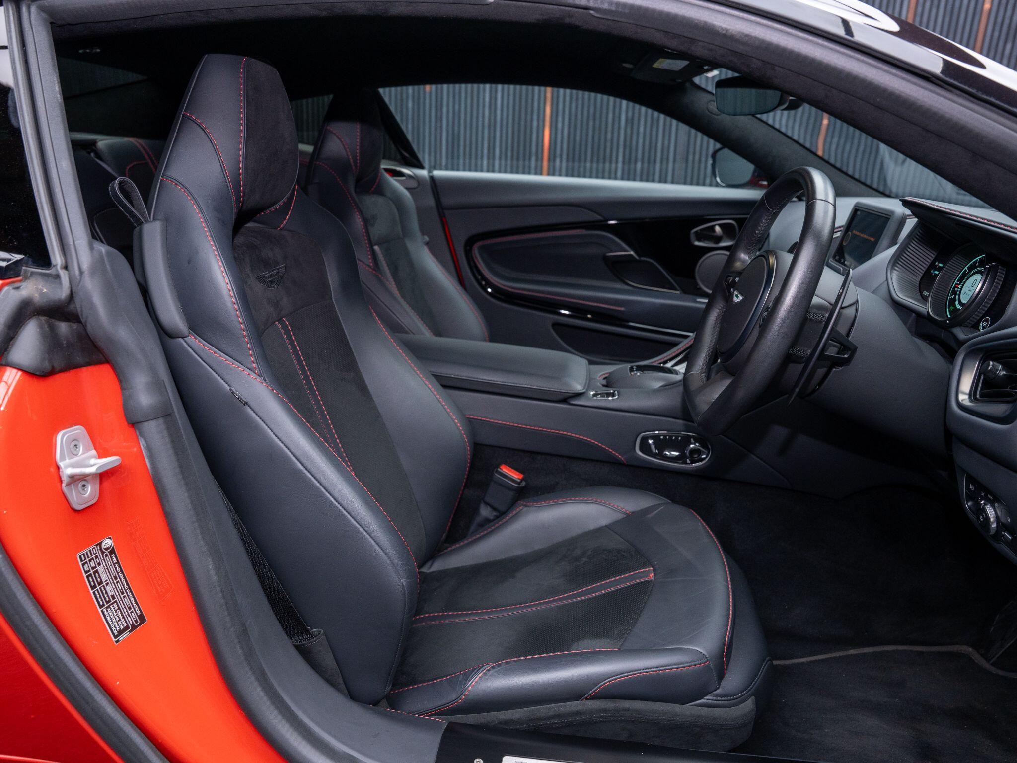 Aston Martin DB11 view 12