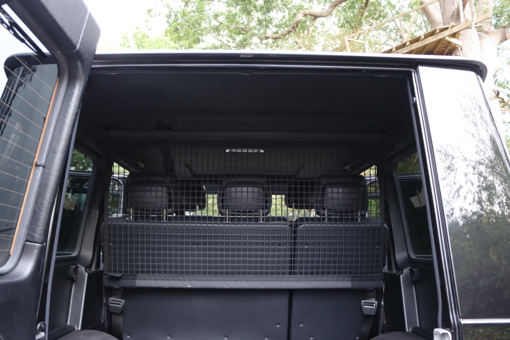 Mercedes-Benz G-Class view 33