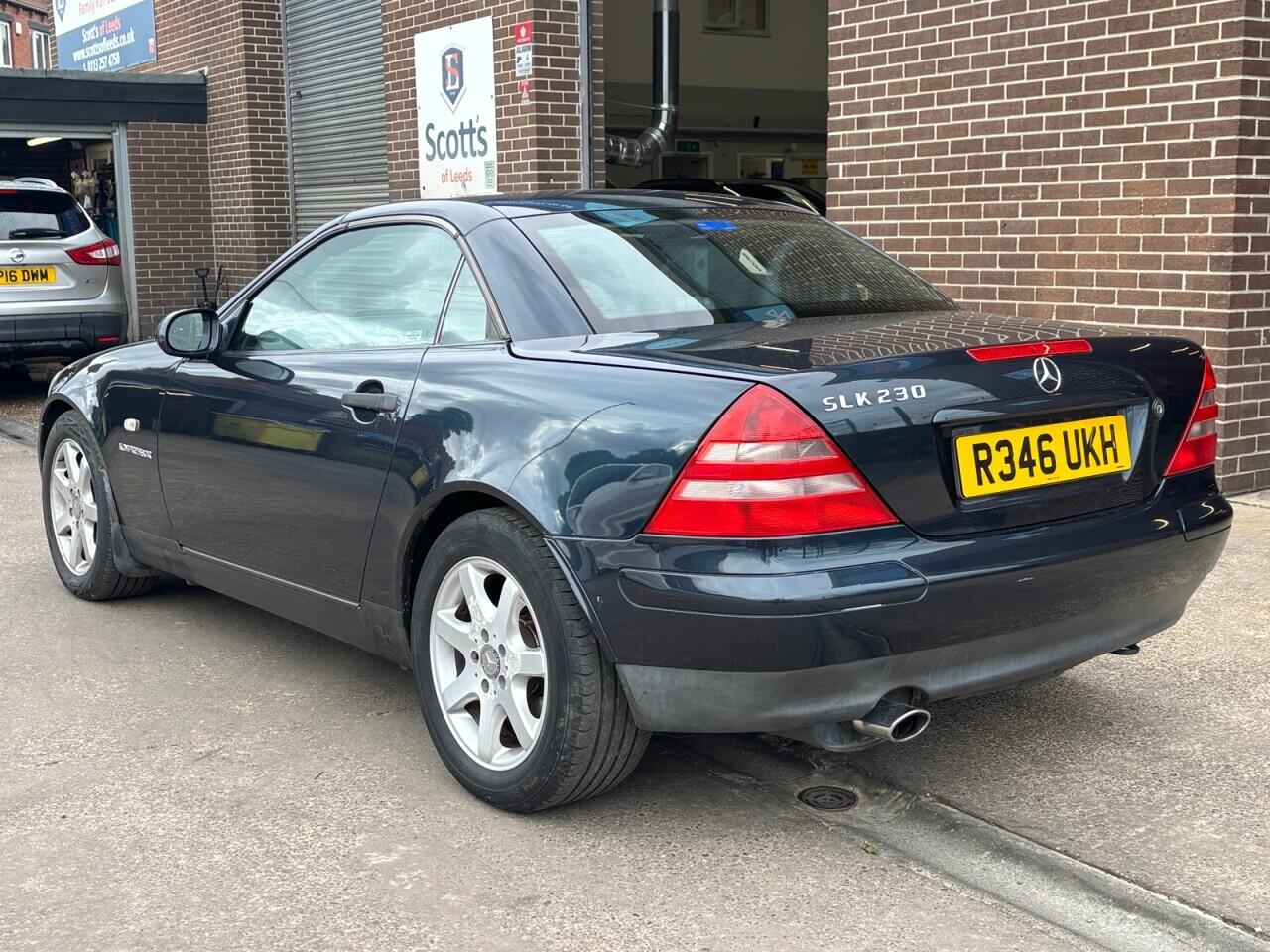 Mercedes-Benz SLK view 5