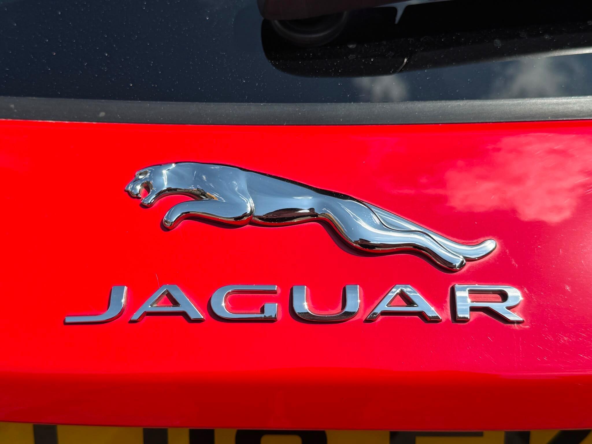 Jaguar E-Pace view 71
