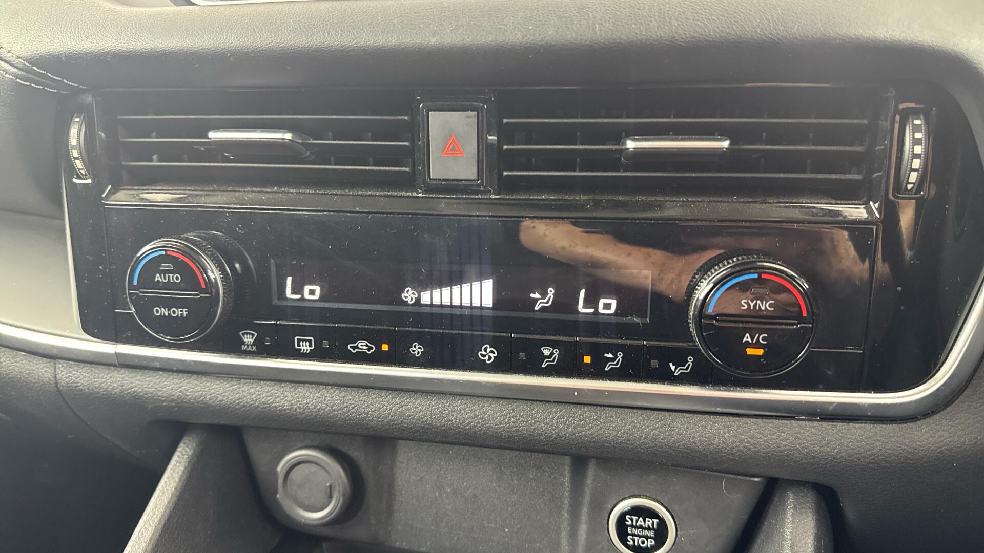 Nissan Qashqai view 35