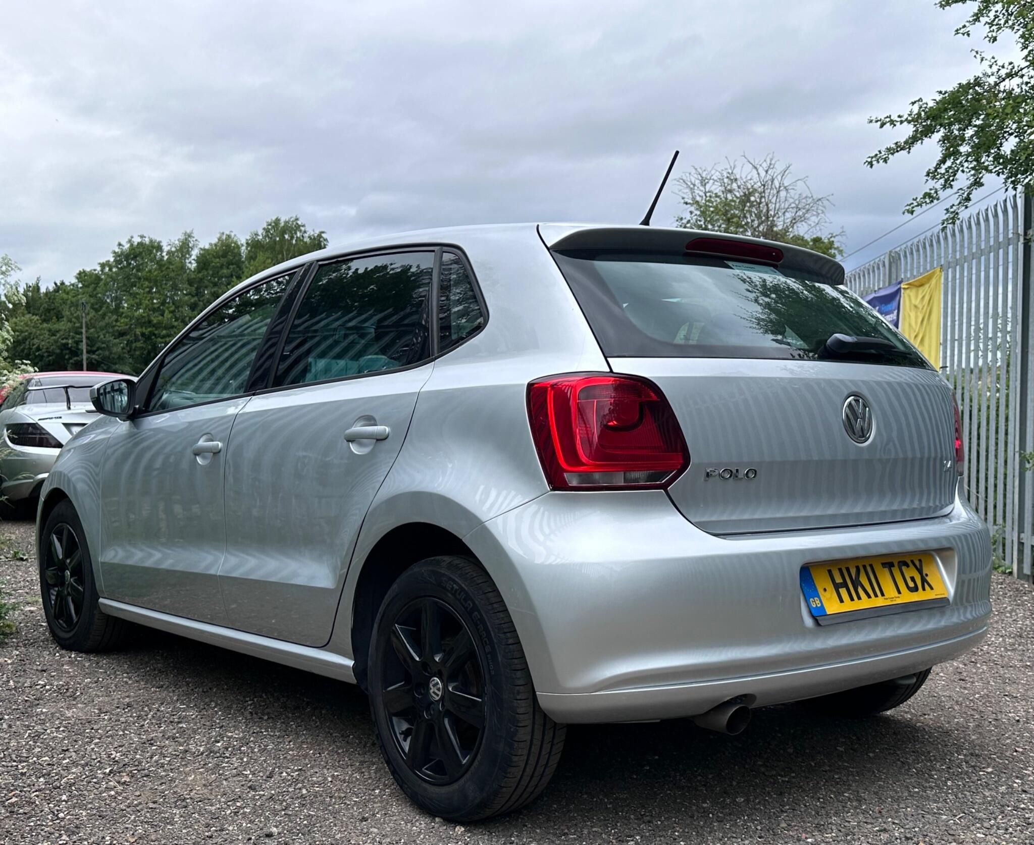 2011 Volkswagen Polo image 3