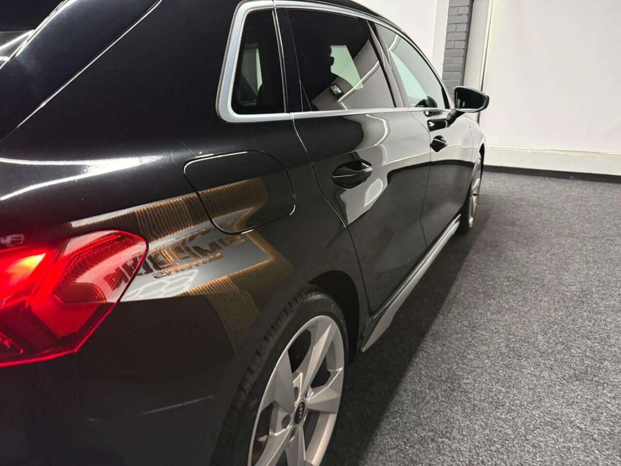 Audi A3 view 14
