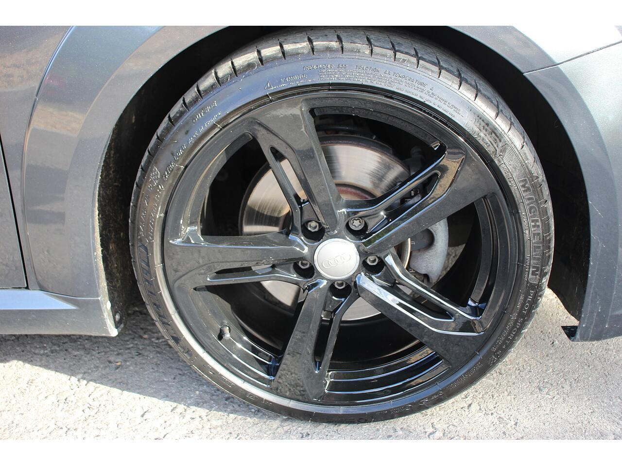 Audi TT view 36