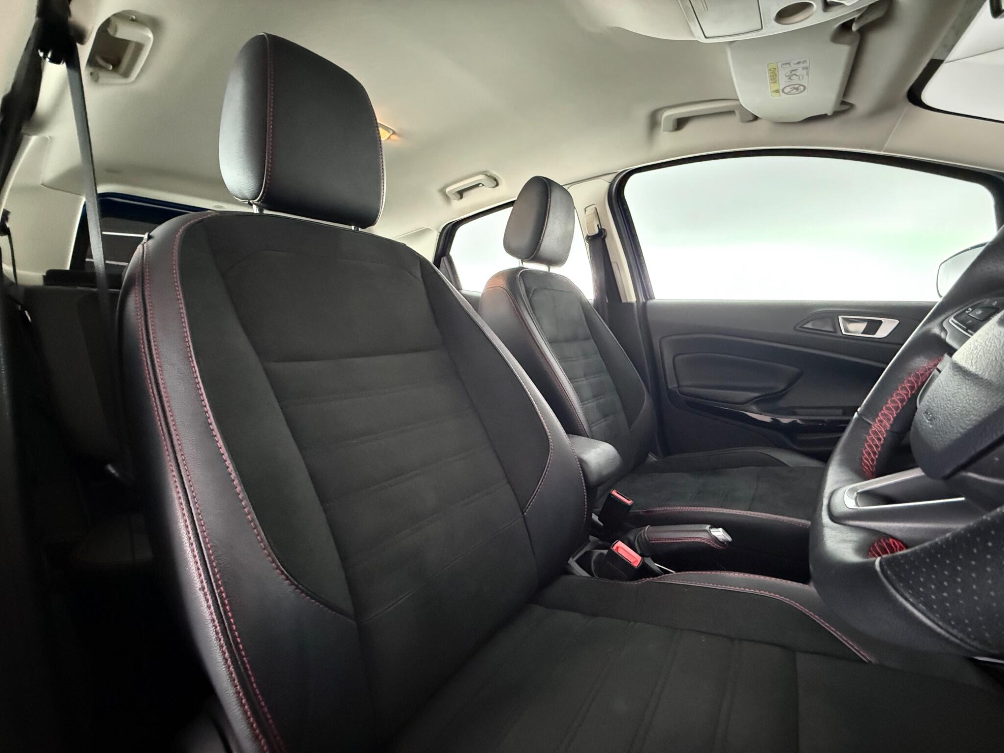 Ford Ecosport view 30
