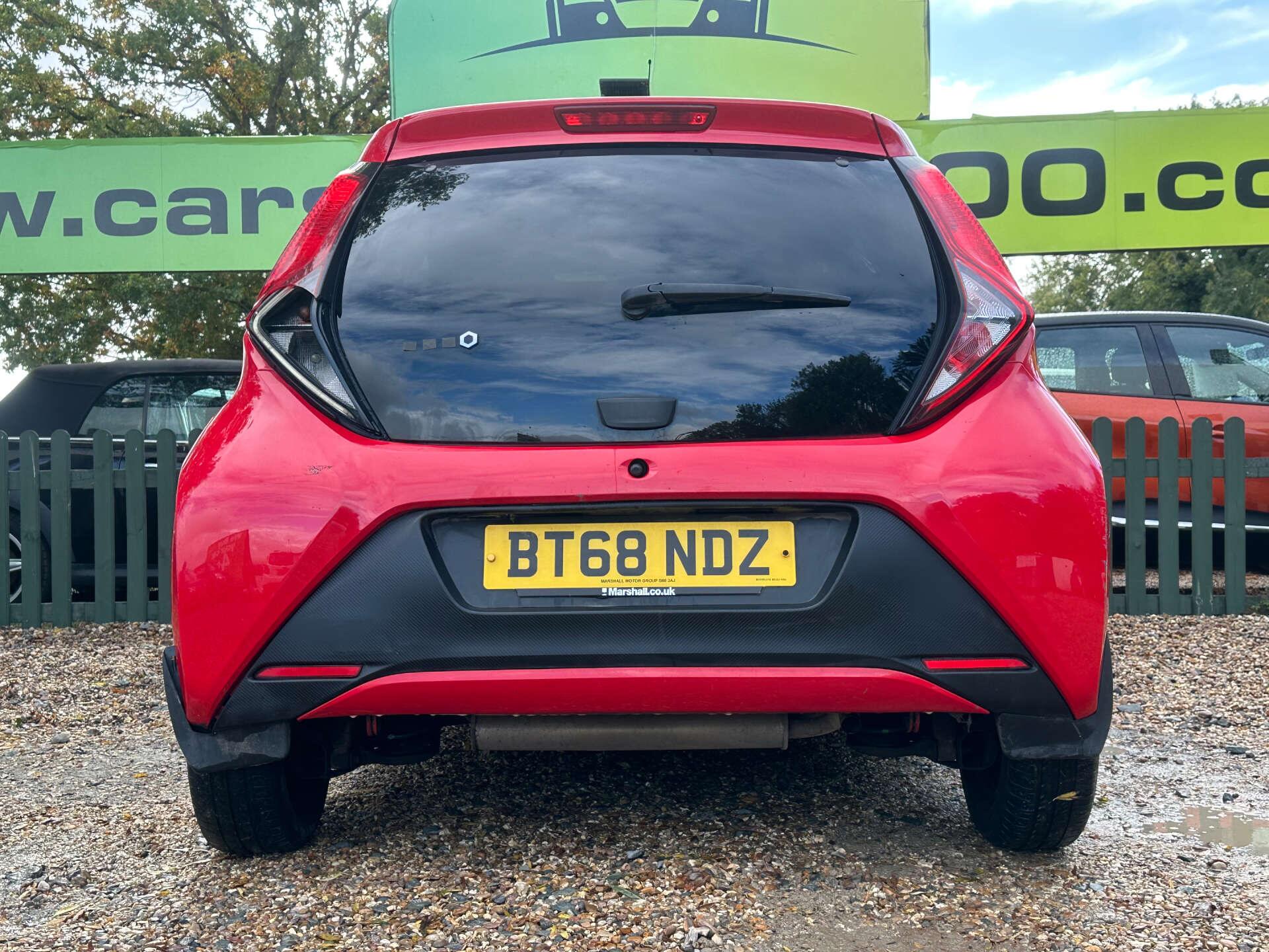 Toyota Aygo view 8