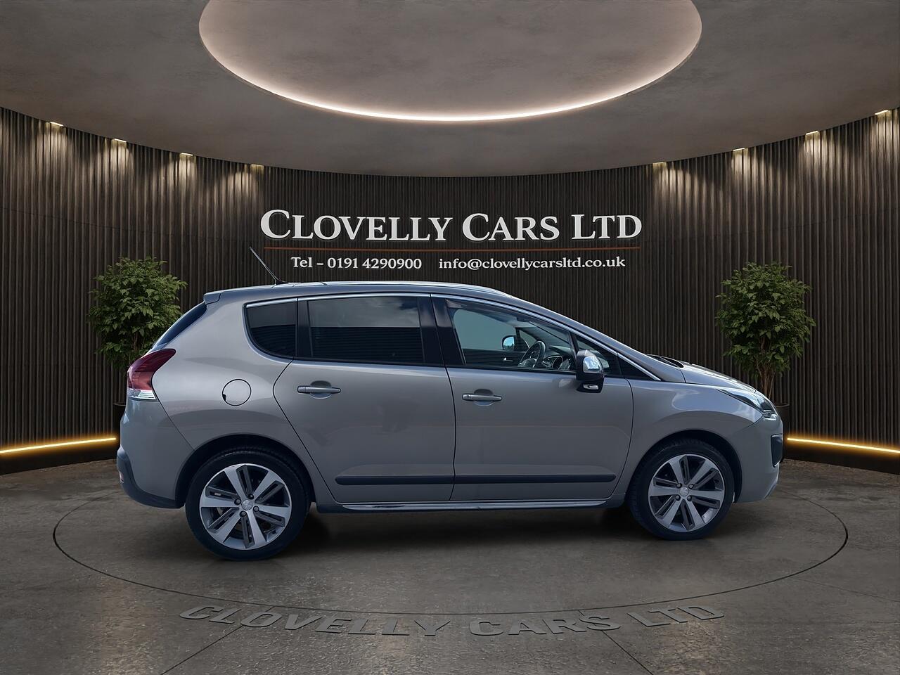 Peugeot 3008 view 5
