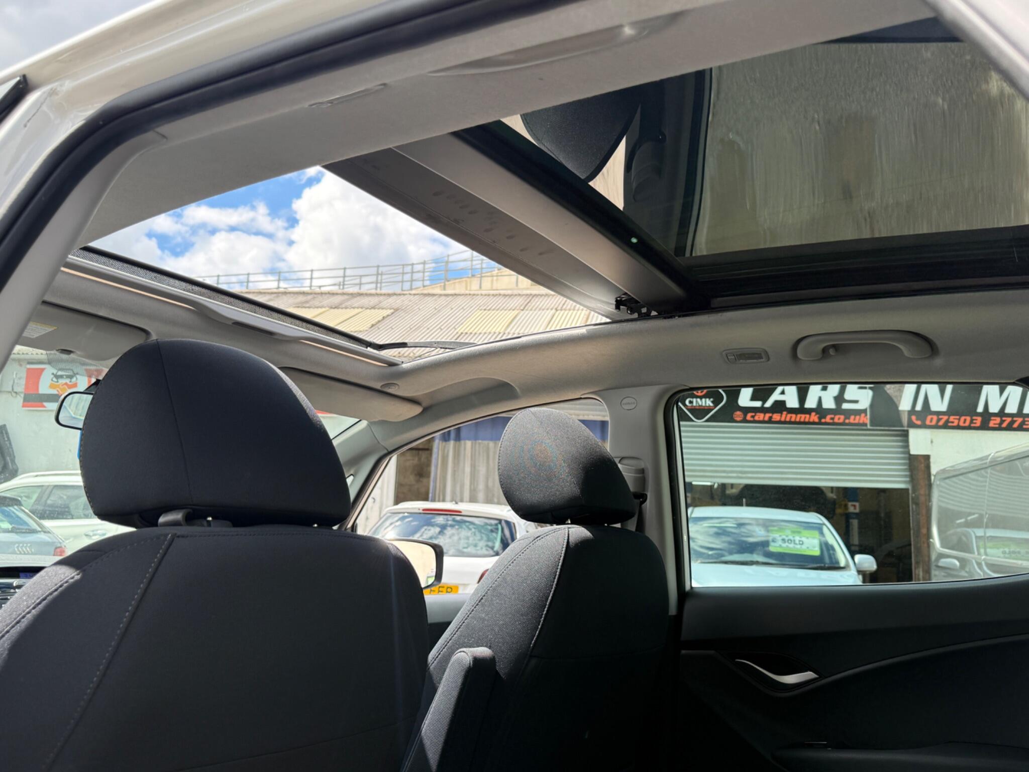 Hyundai ix20 - Image 61