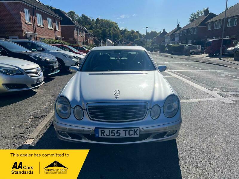 2005 Mercedes-Benz E Class image 12