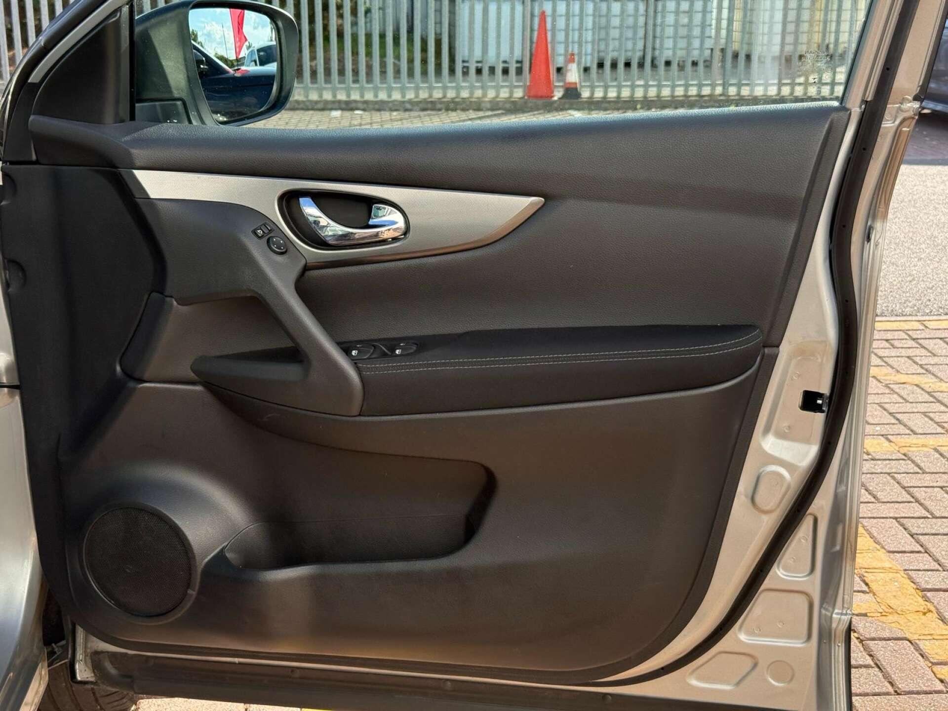 Nissan Qashqai view 23