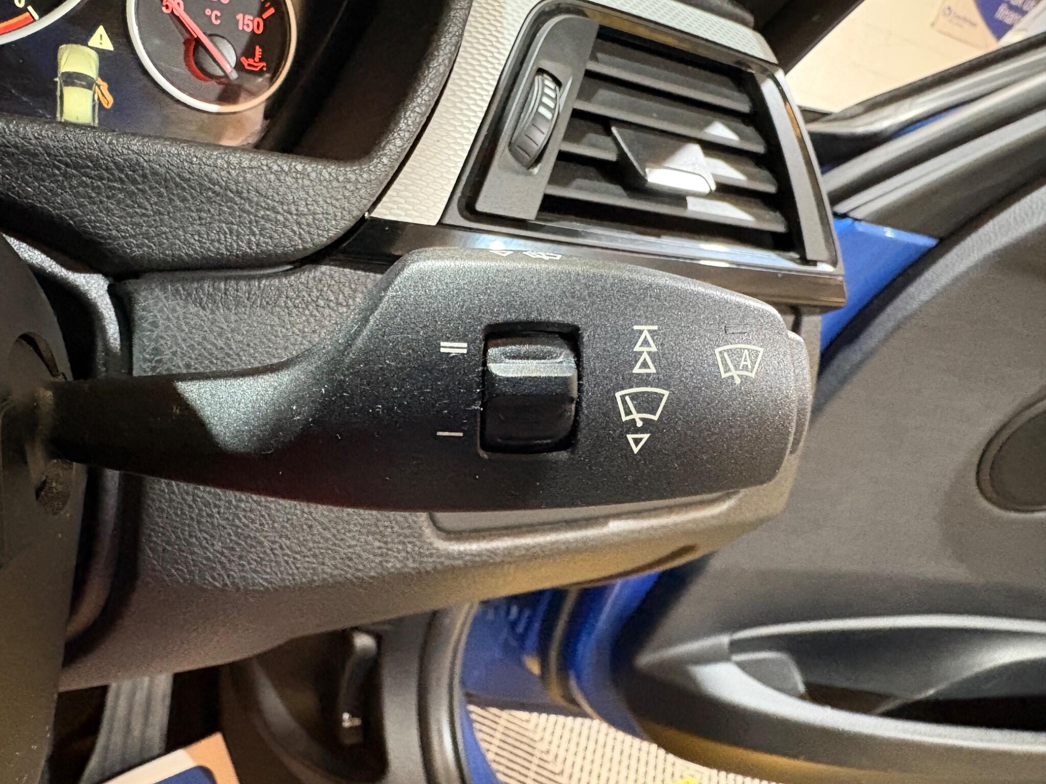 BMW 3 Series view 79