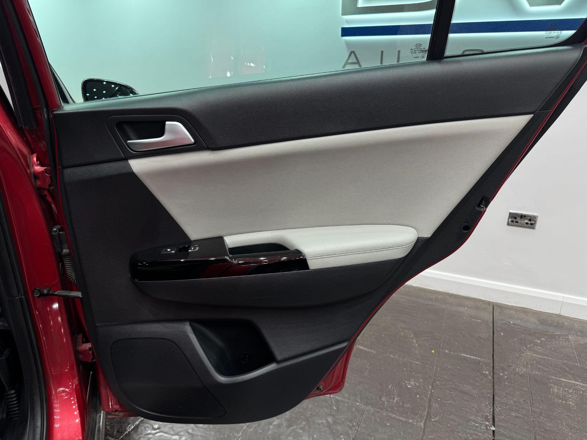 Kia Sportage view 49