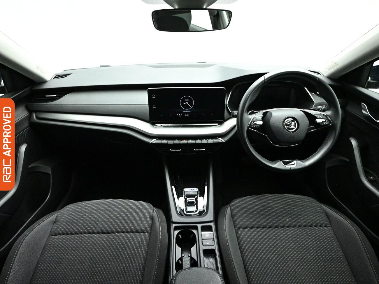 Skoda Octavia view 2
