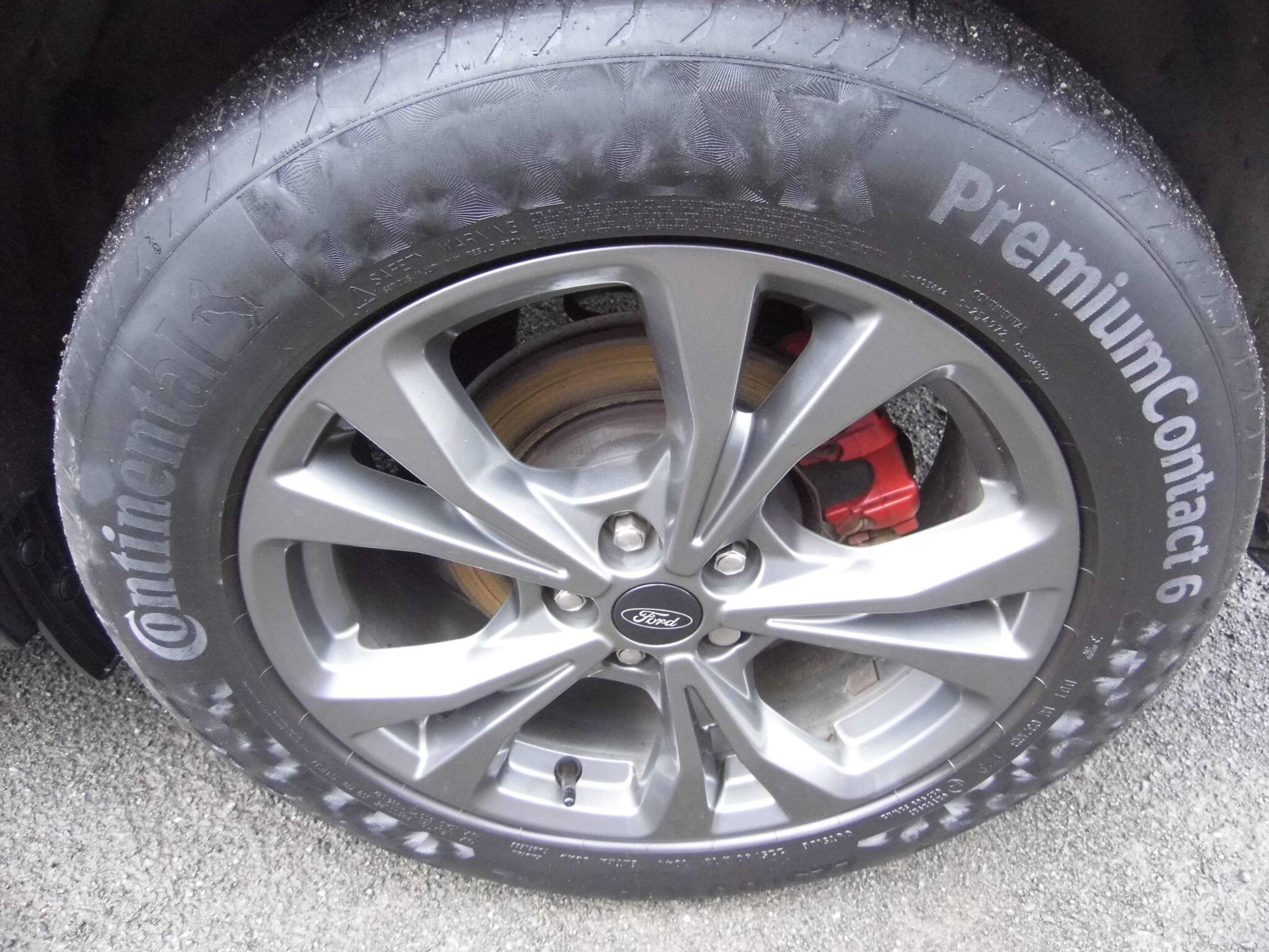 Ford Kuga view 23