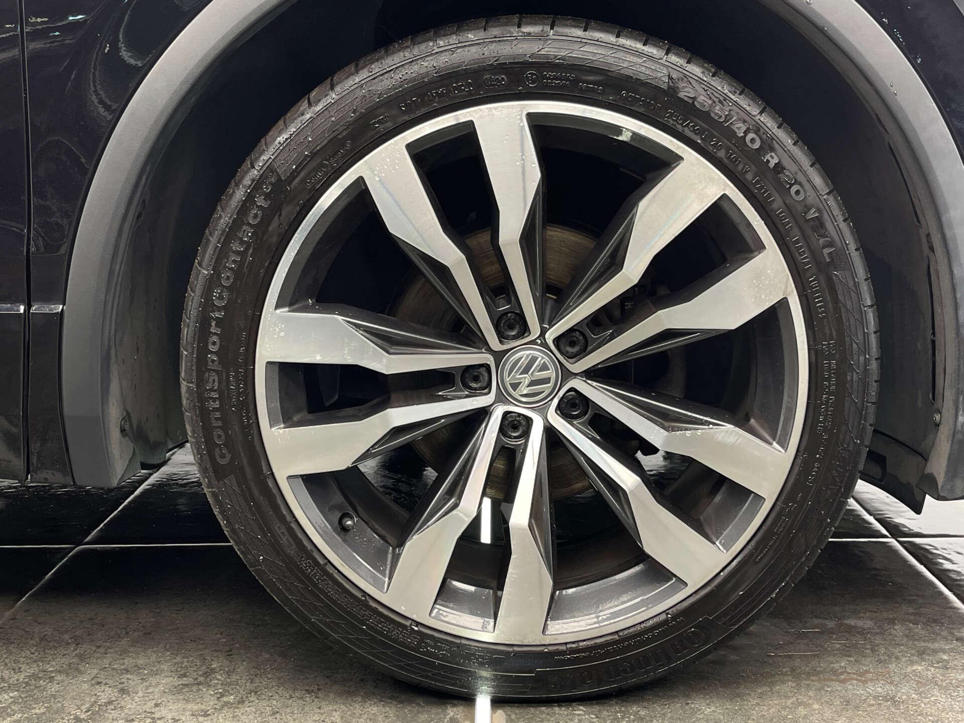 Volkswagen Tiguan view 15