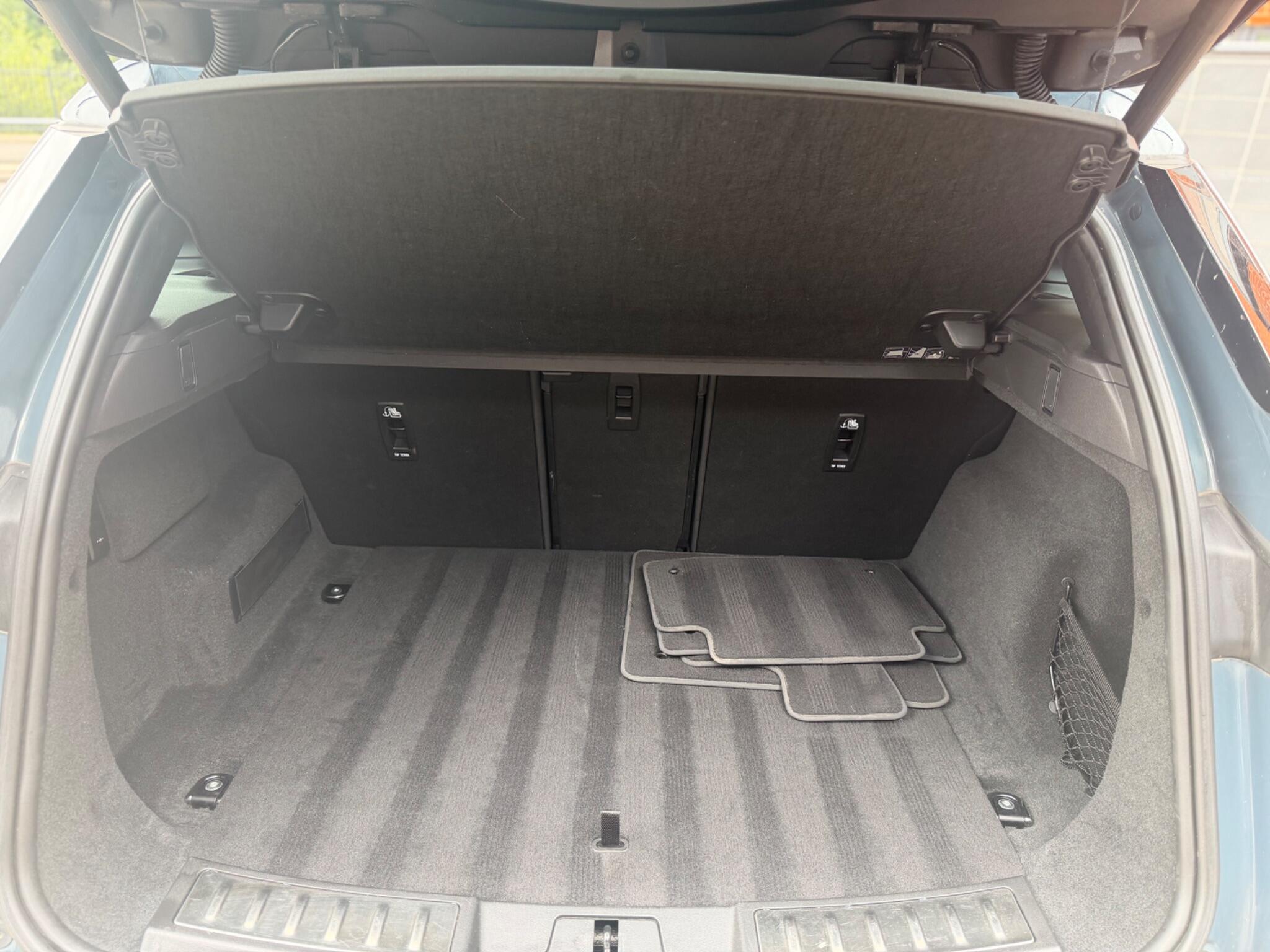 Land Rover Range Rover Evoque view 34