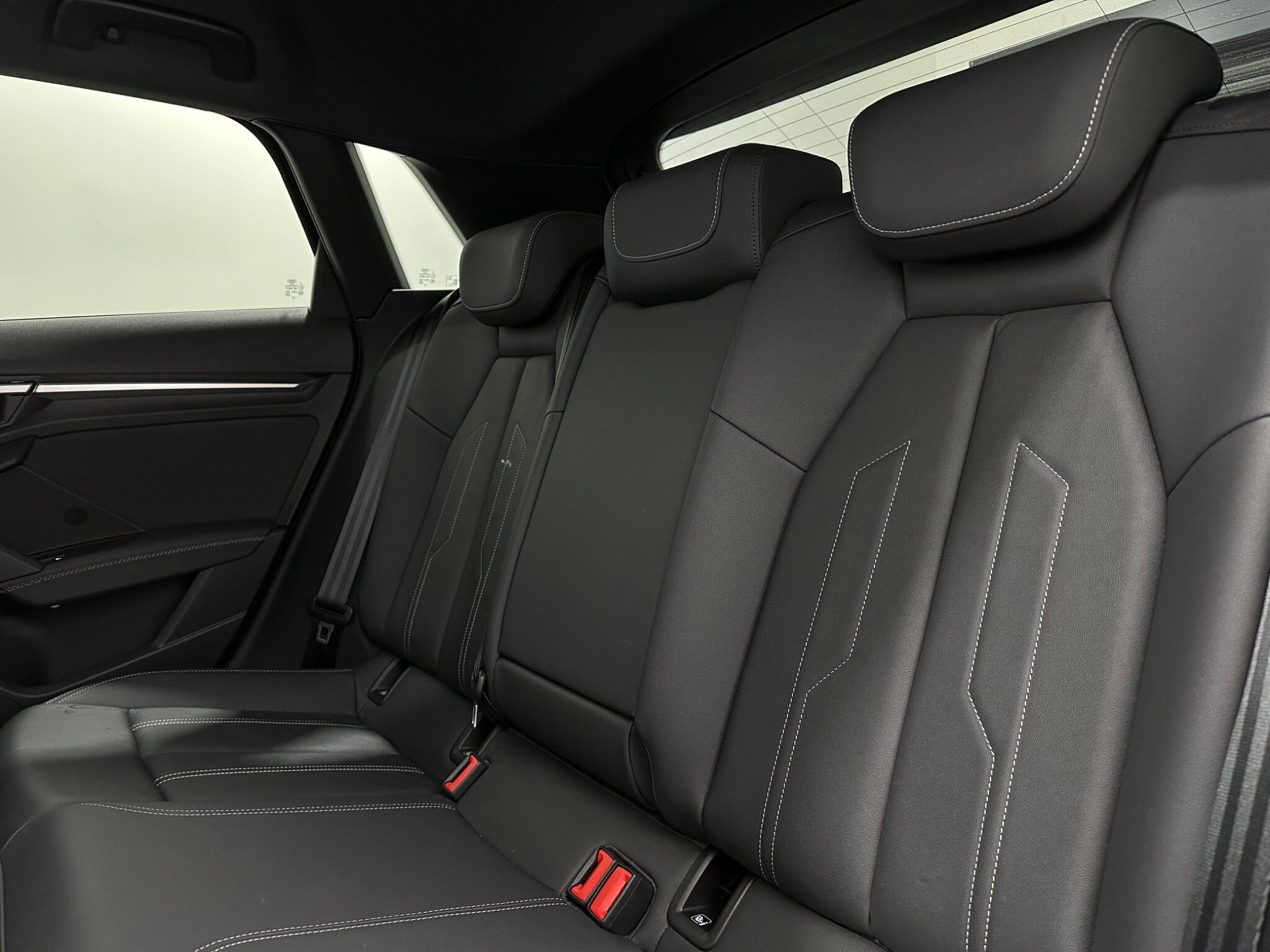 Audi A3 view 37