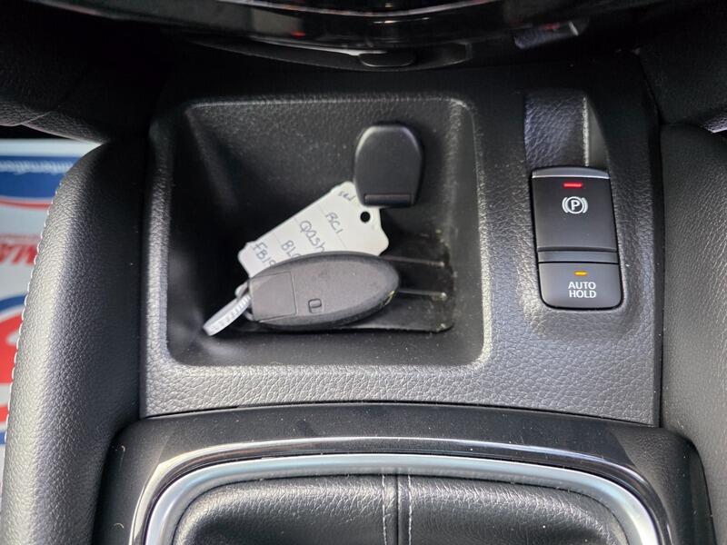 2019 Nissan Qashqai 1.3 DIG-T N-Connecta Euro 6 (s/s) 5dr • 52,400 miles image 24