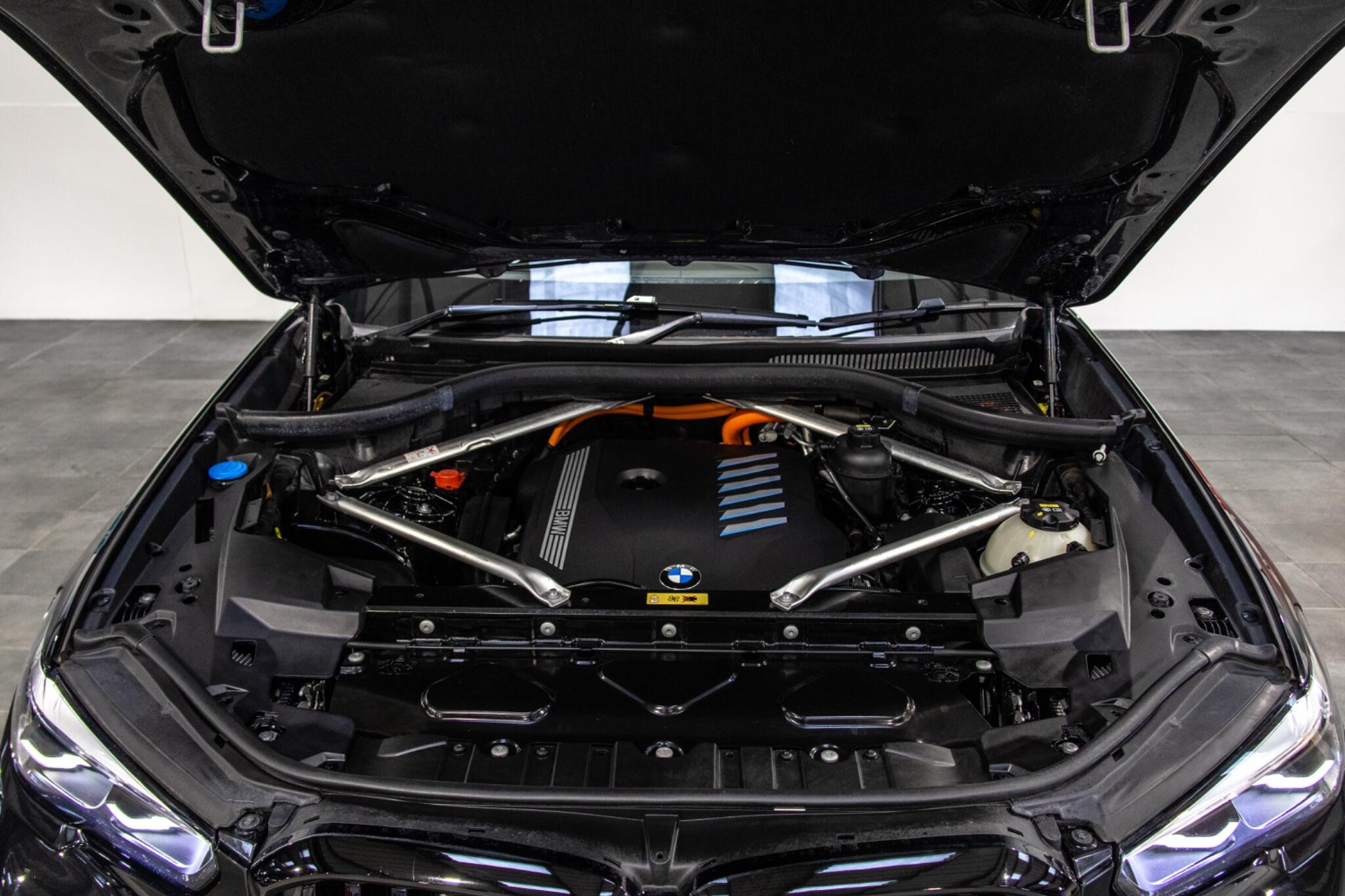 BMW X5 view 68