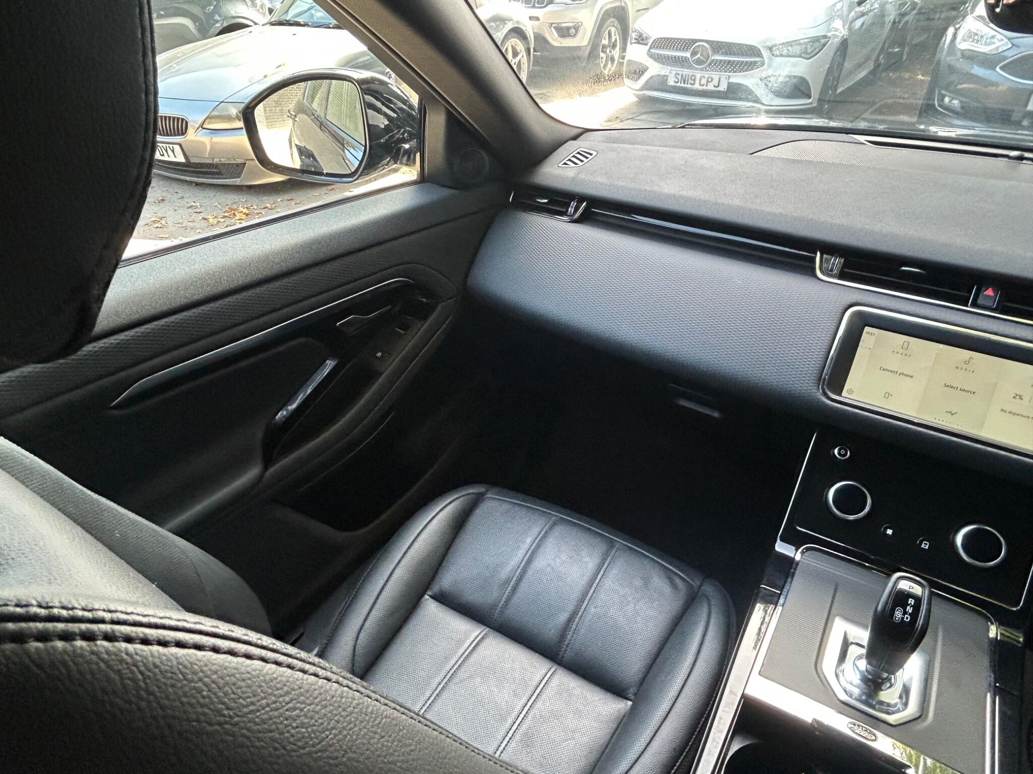 Land Rover Range Rover Evoque view 21