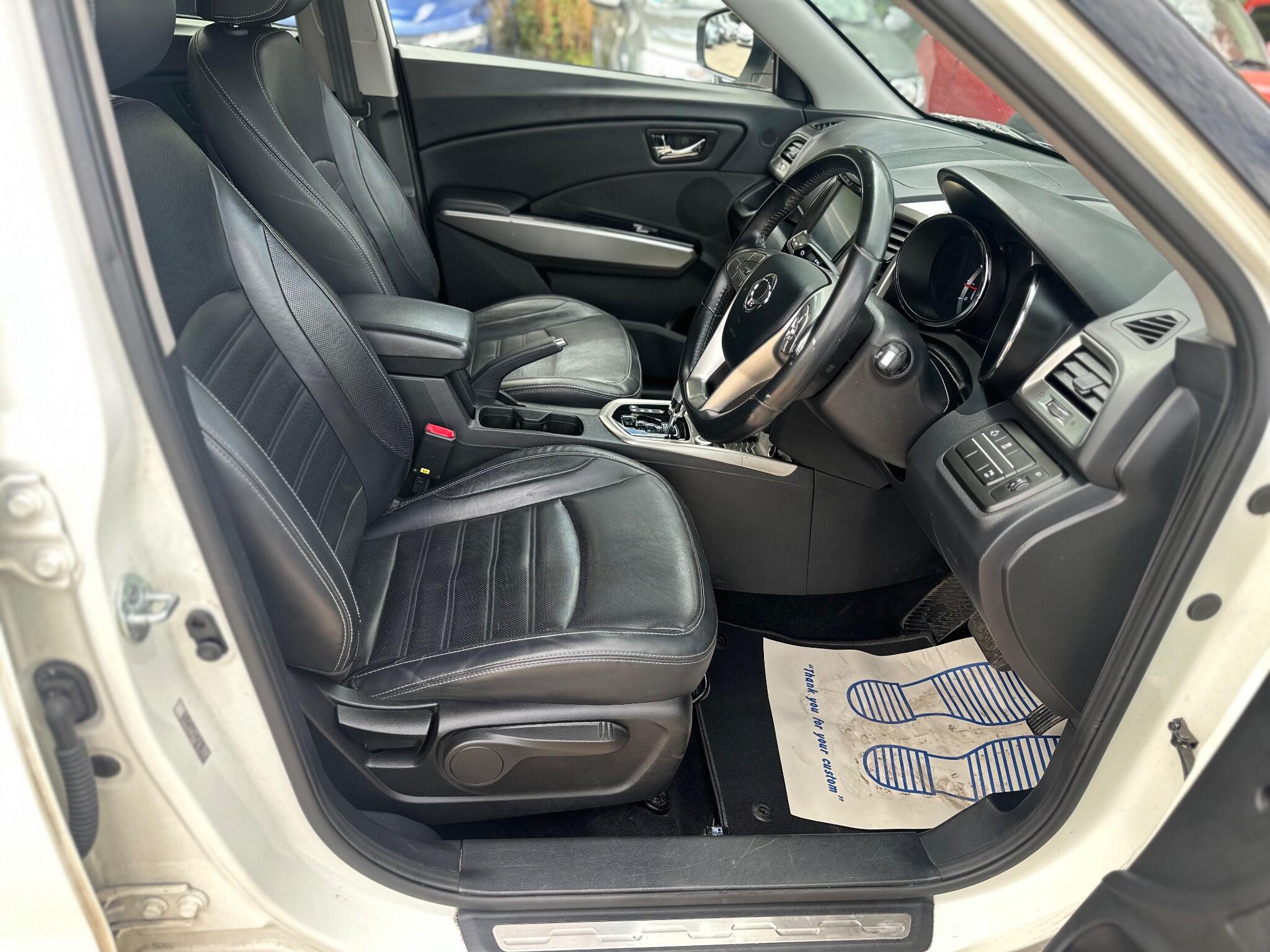 KGM Tivoli view 47