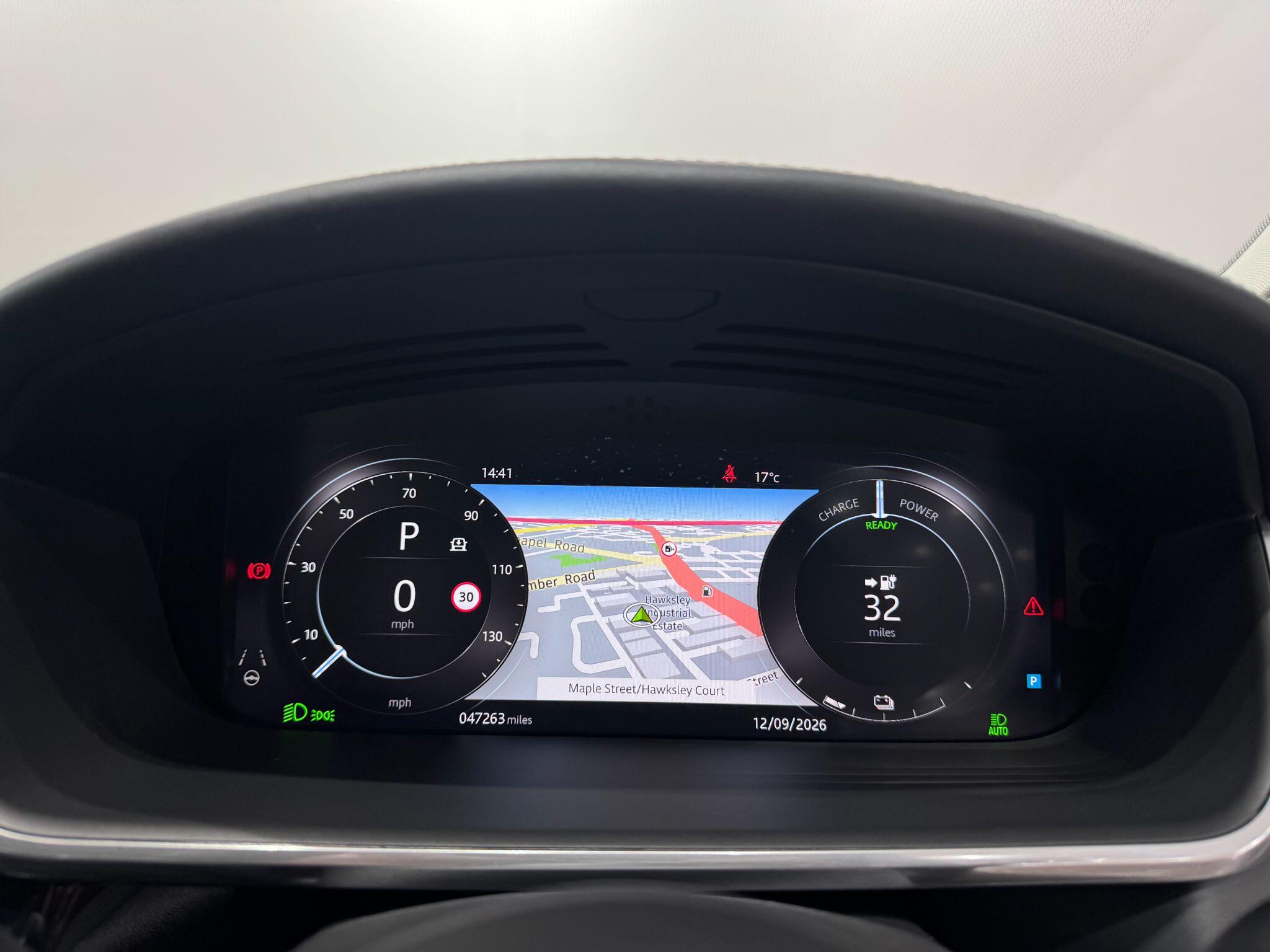 Jaguar I-Pace view 32