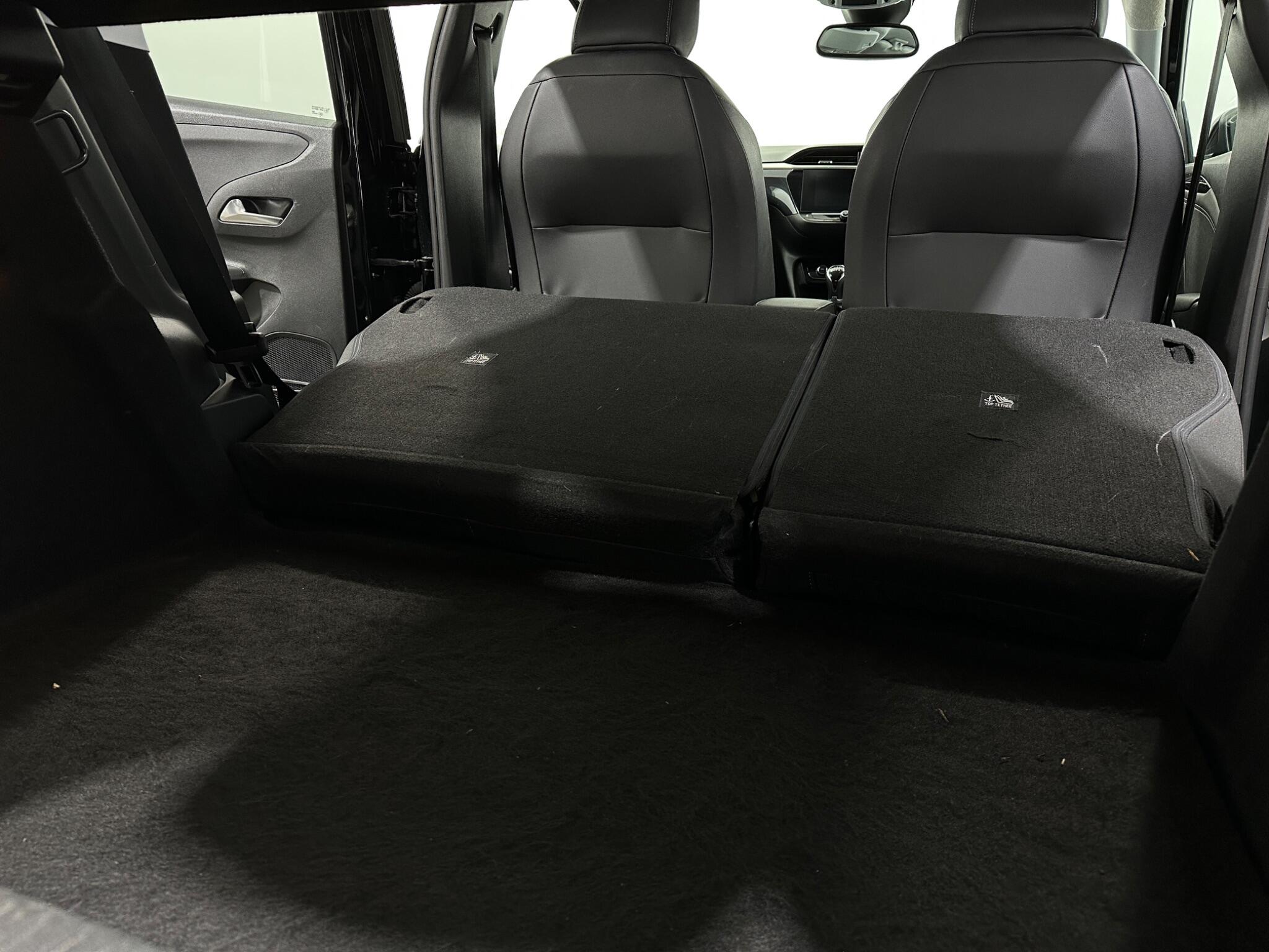 Vauxhall Corsa view 44