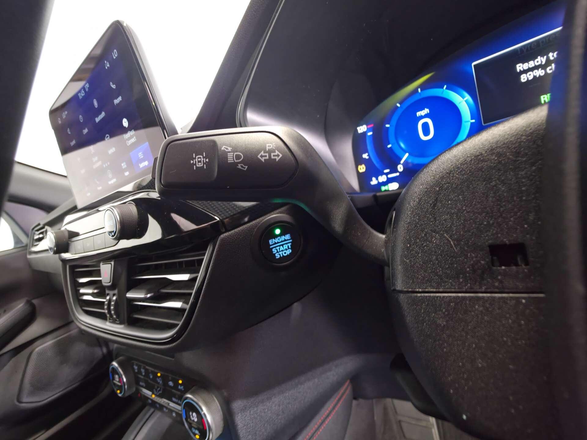 Ford Kuga view 35