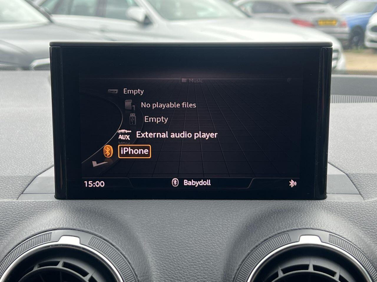 Audi Q2 view 44